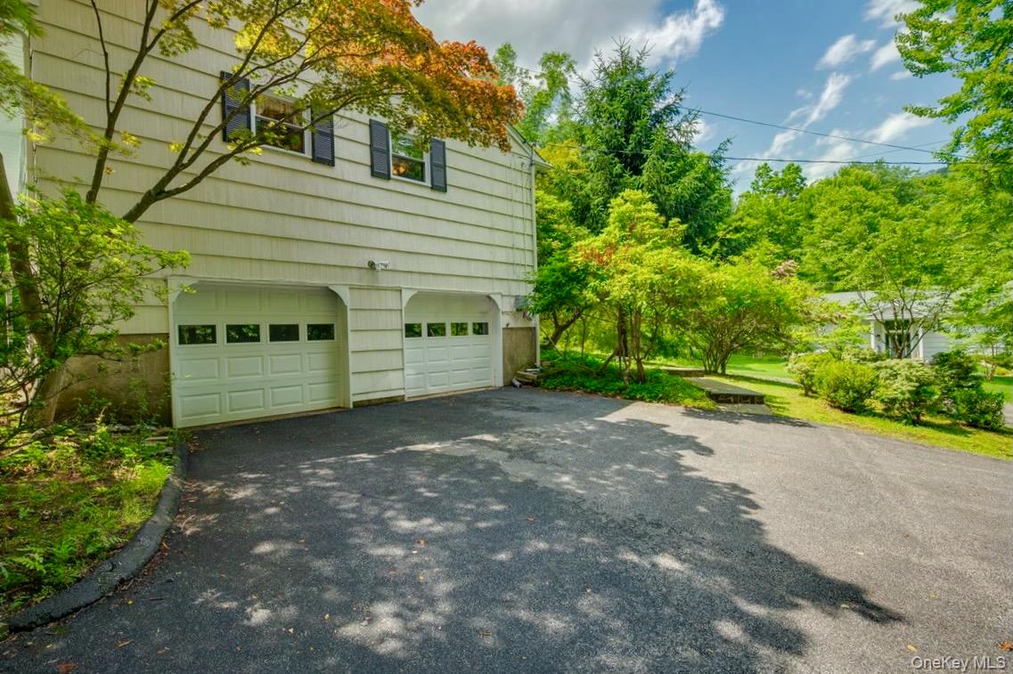 205 Radcliff Drive, Nyack, NY 10960