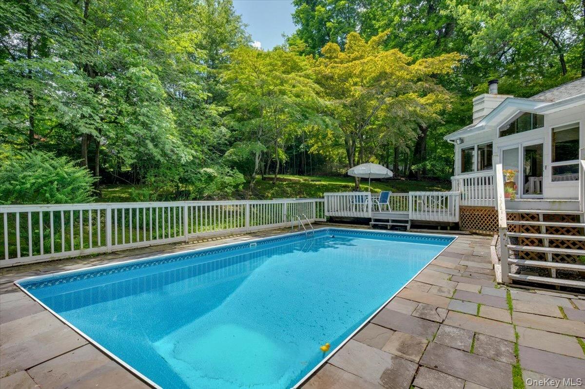 205 Radcliff Drive, Nyack, NY 10960