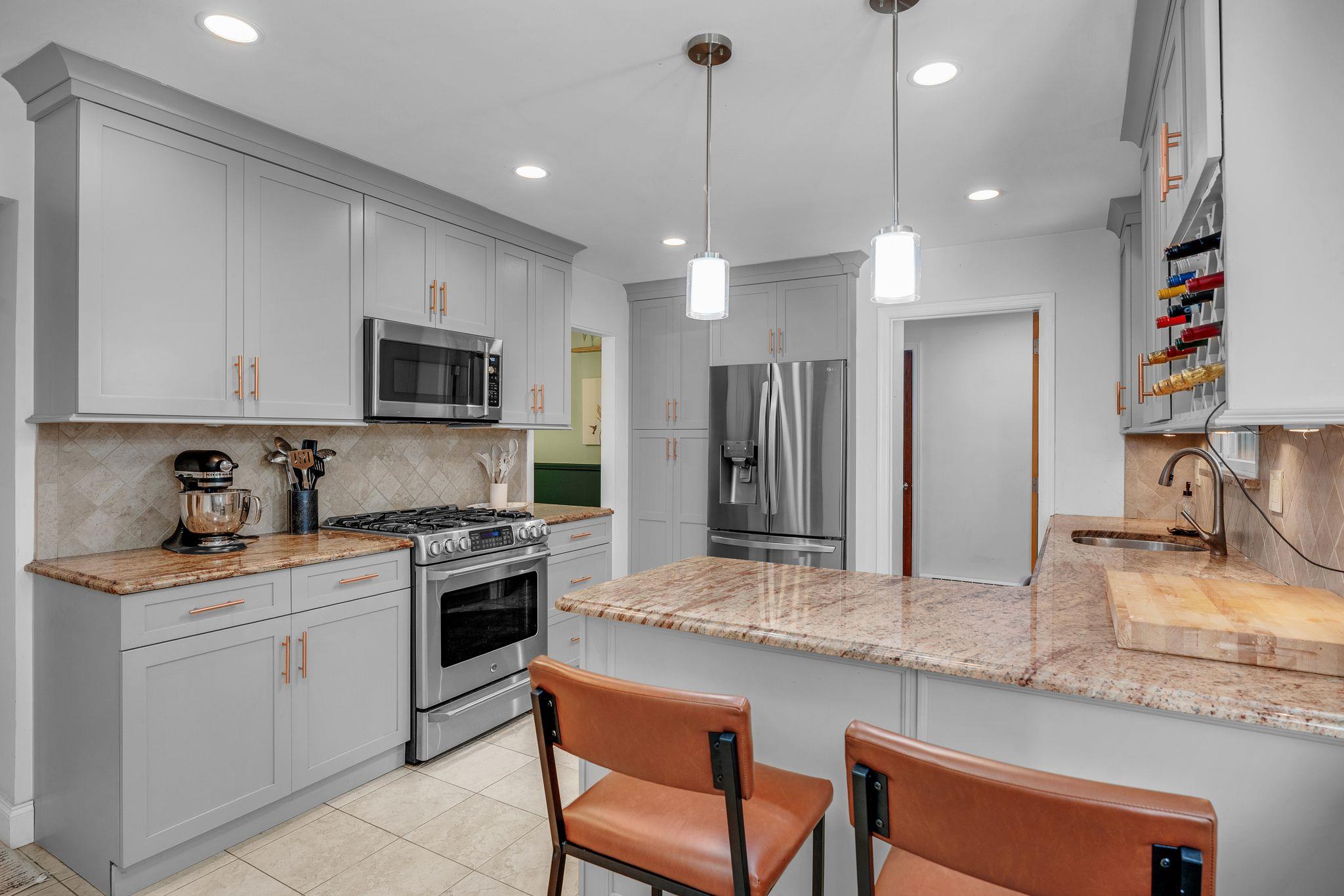 23 Whistler Hill Lane, Elwood, NY 11743