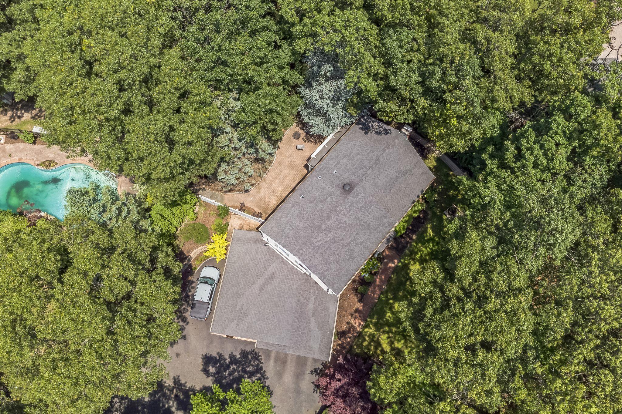 23 Whistler Hill Lane, Elwood, NY 11743