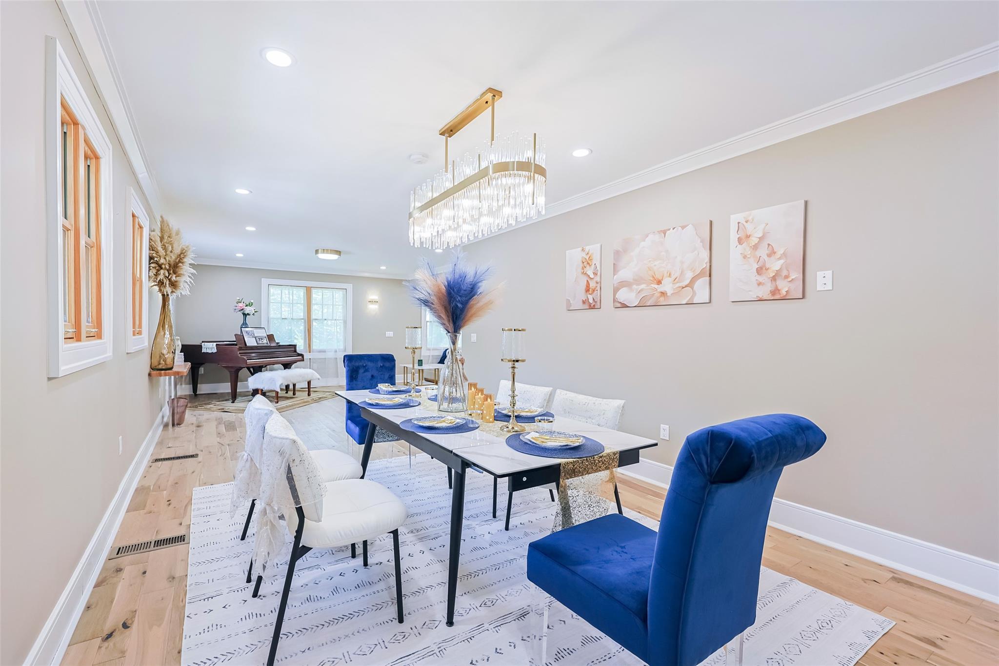 351 Hollywood Avenue, Douglaston, NY 11363