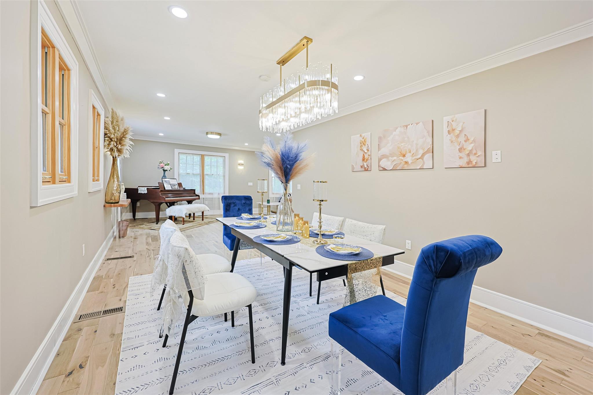 351 Hollywood Avenue, Douglaston, NY 11363