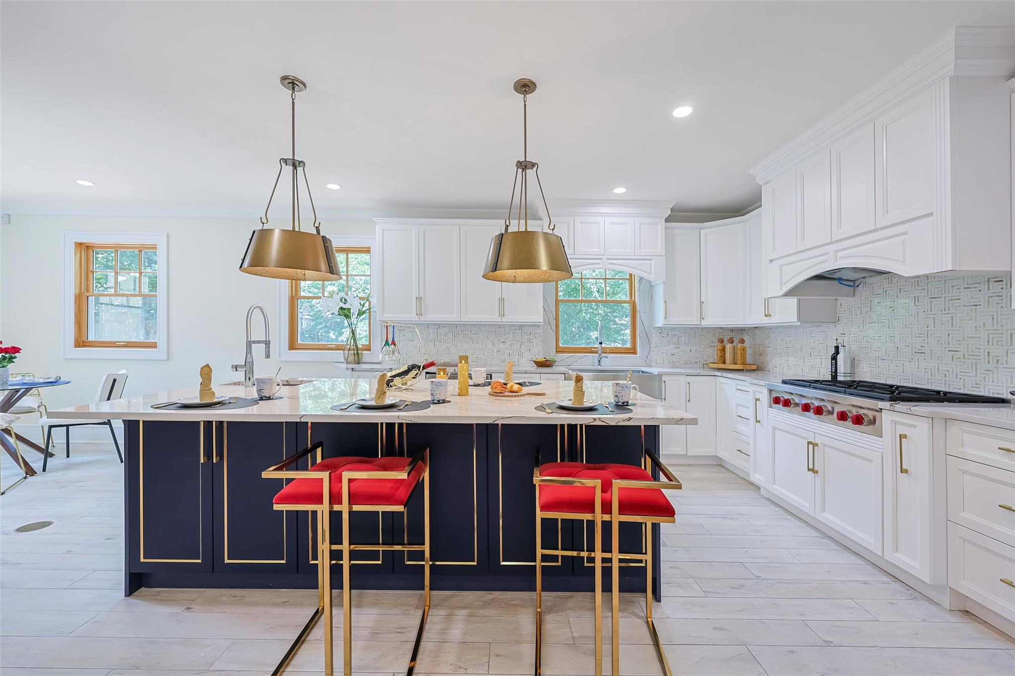 351 Hollywood Avenue, Douglaston, NY 11363