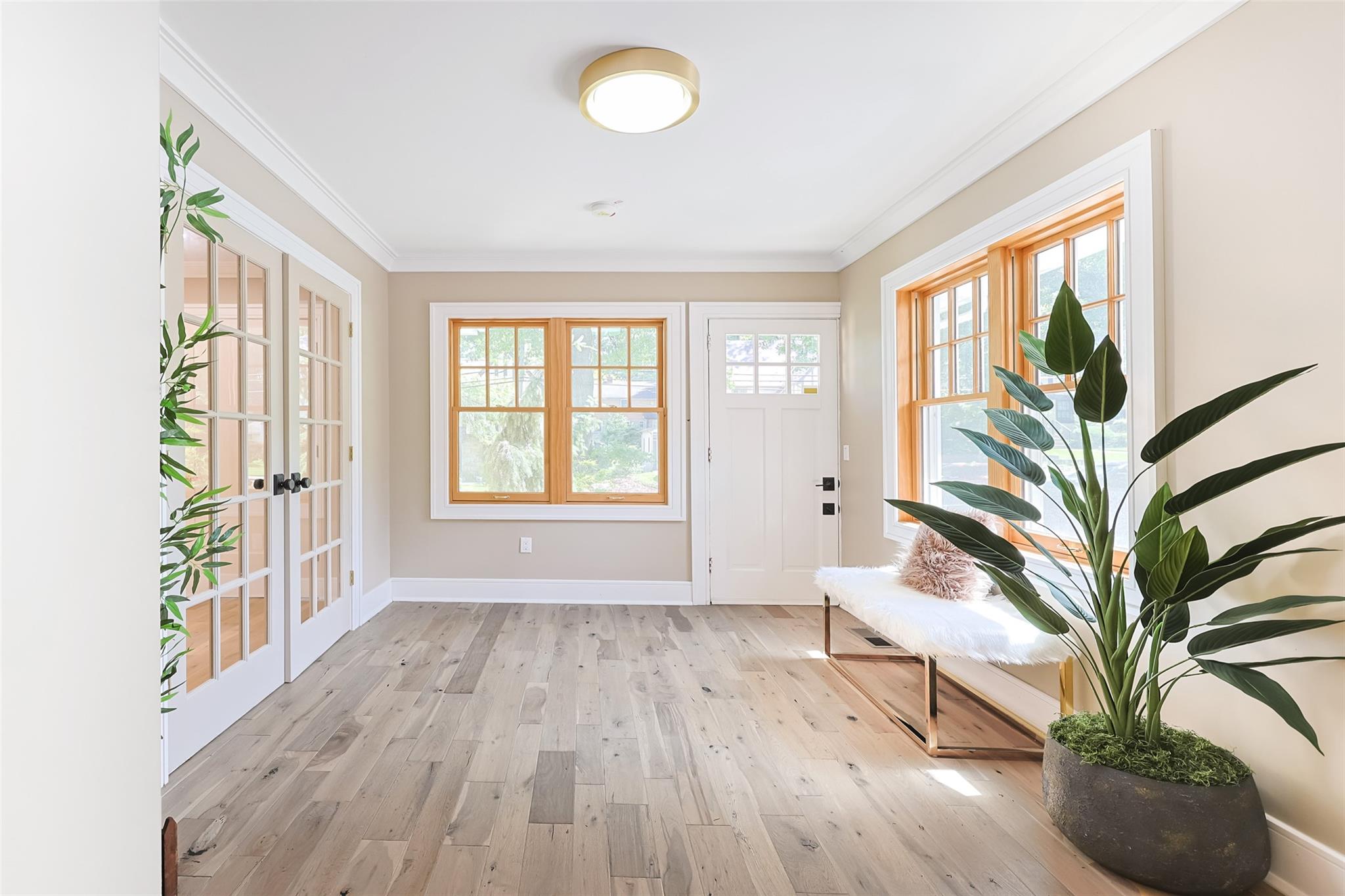 351 Hollywood Avenue, Douglaston, NY 11363