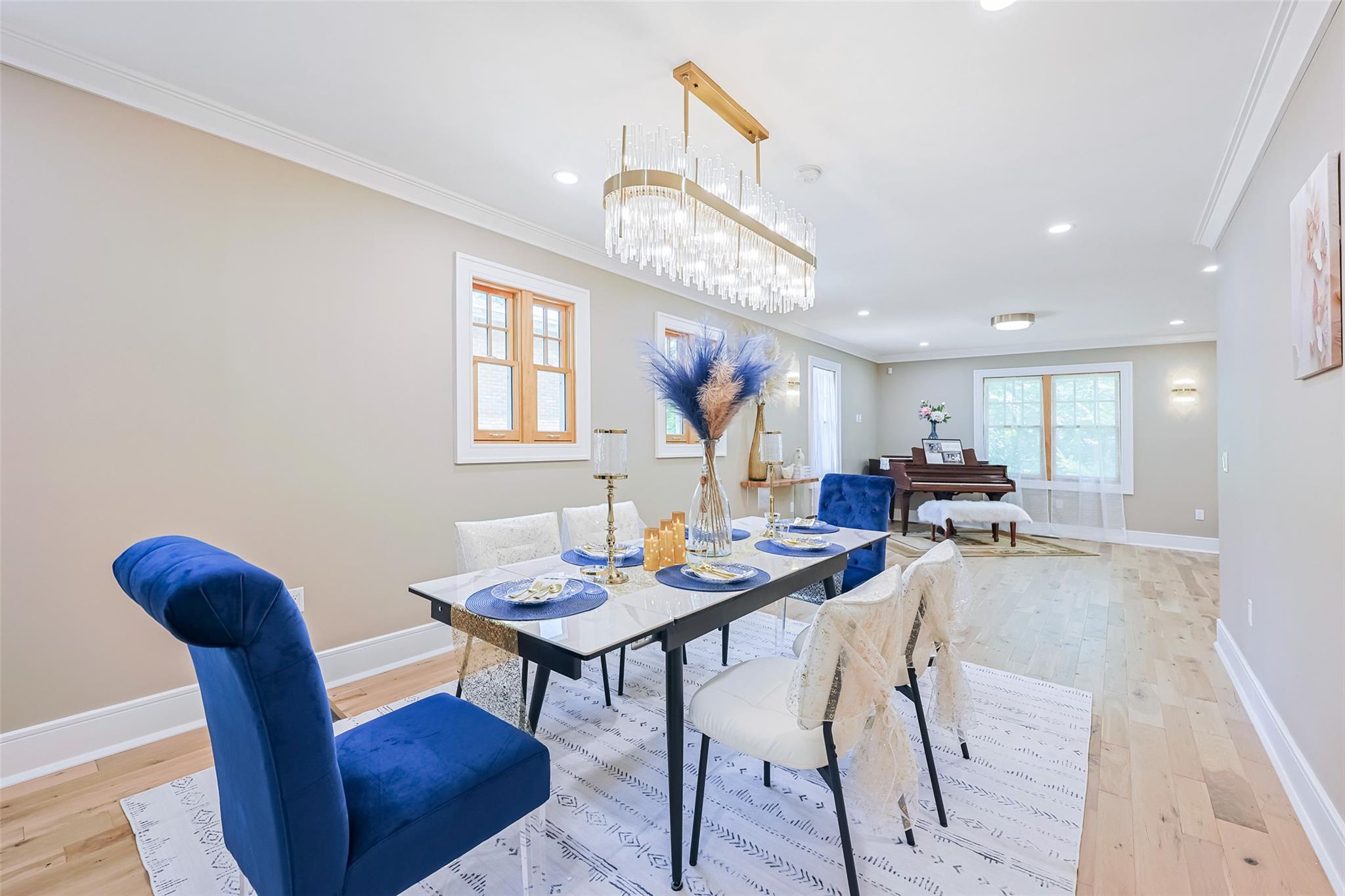 351 Hollywood Avenue, Douglaston, NY 11363