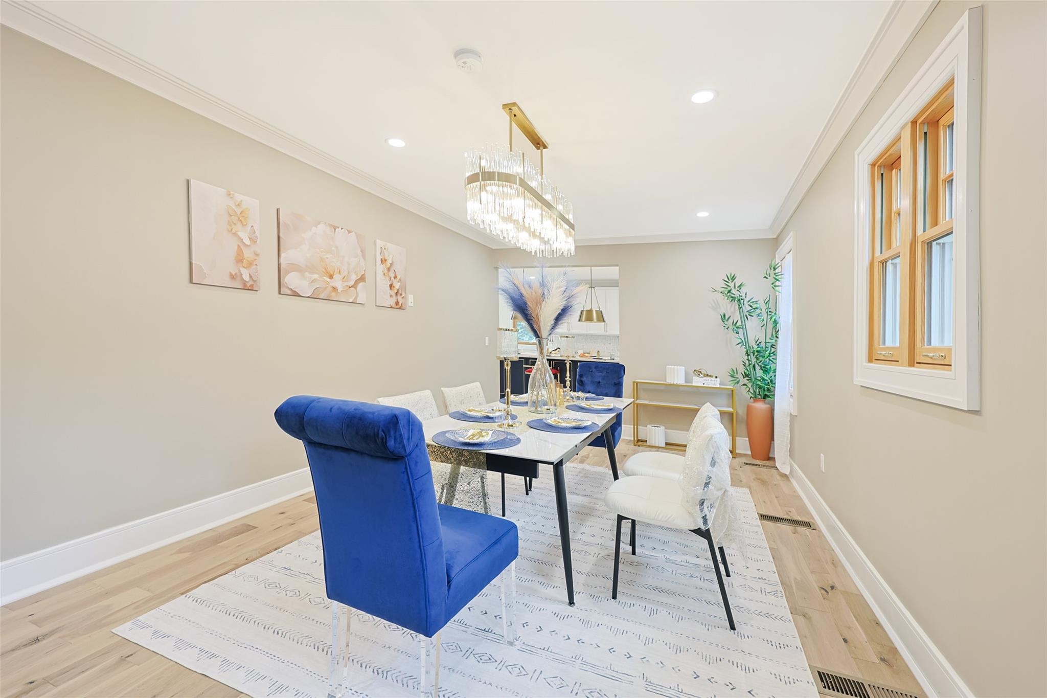 351 Hollywood Avenue, Douglaston, NY 11363