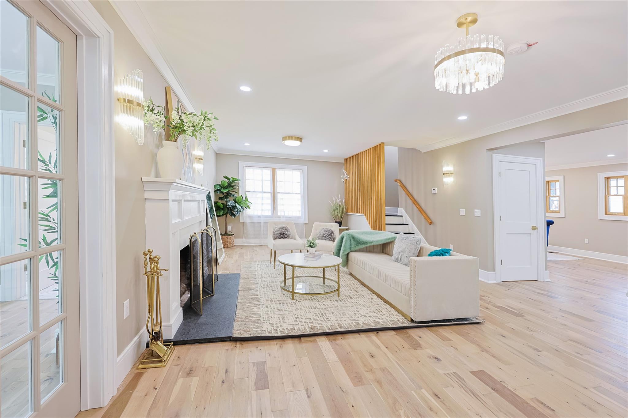 351 Hollywood Avenue, Douglaston, NY 11363