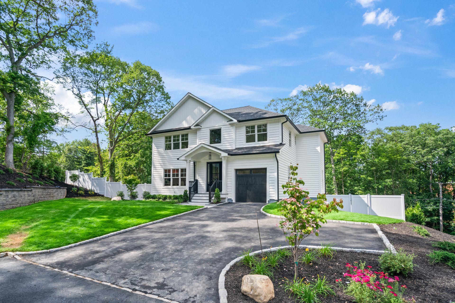 30 Middleville Road, Northport, NY 11768