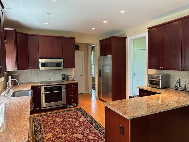 1 Sunset Avenue, East Quogue, NY 11942