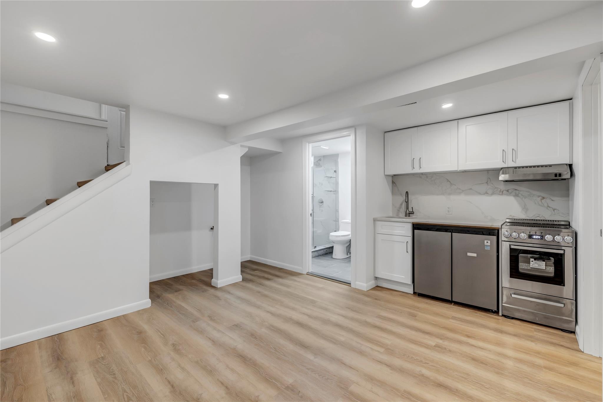 189 Jacob Street, Elmont, NY 11003