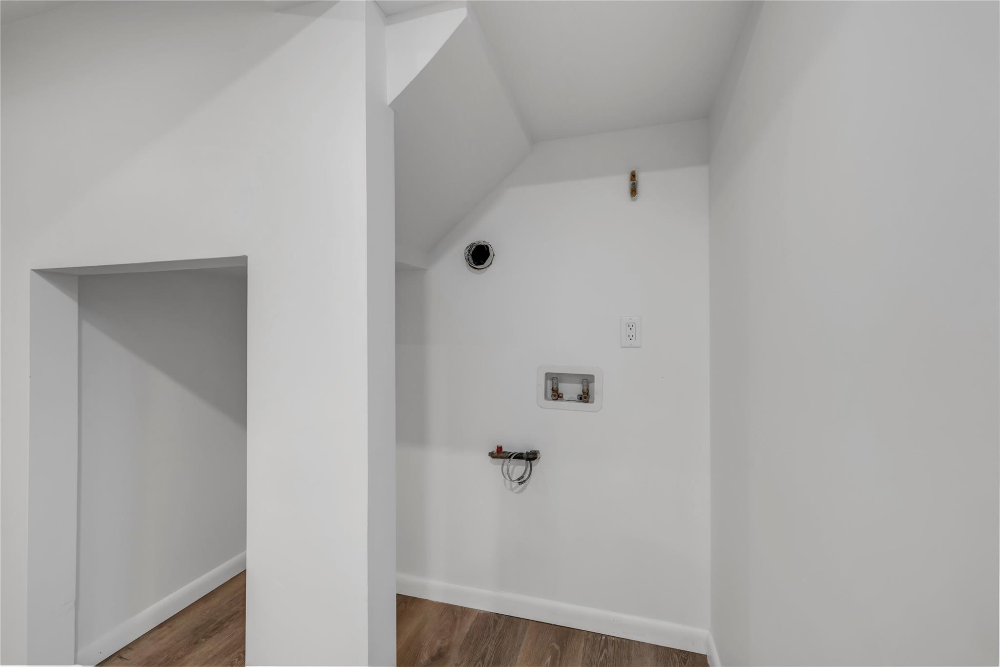 189 Jacob Street, Elmont, NY 11003