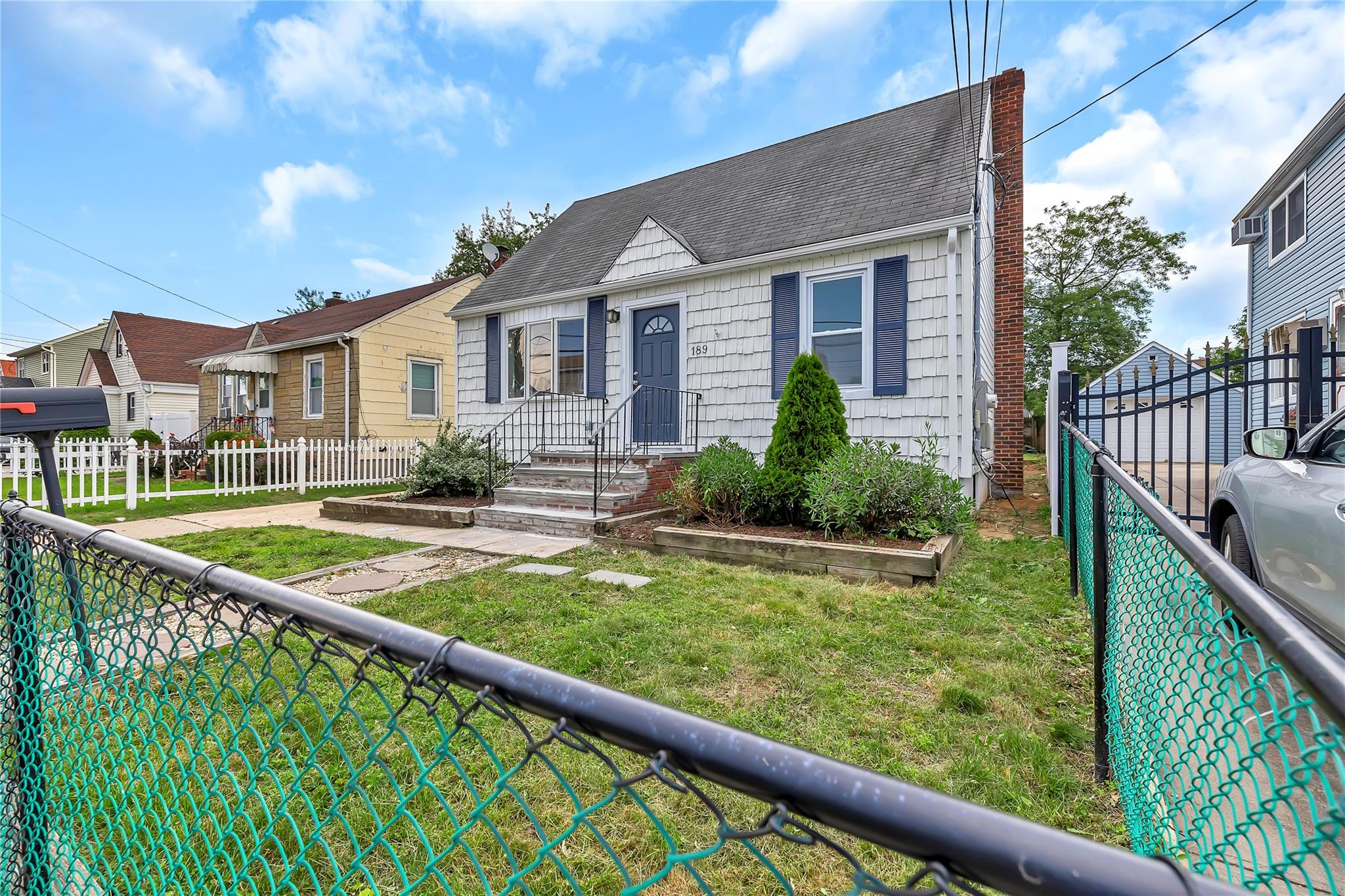 189 Jacob Street, Elmont, NY 11003