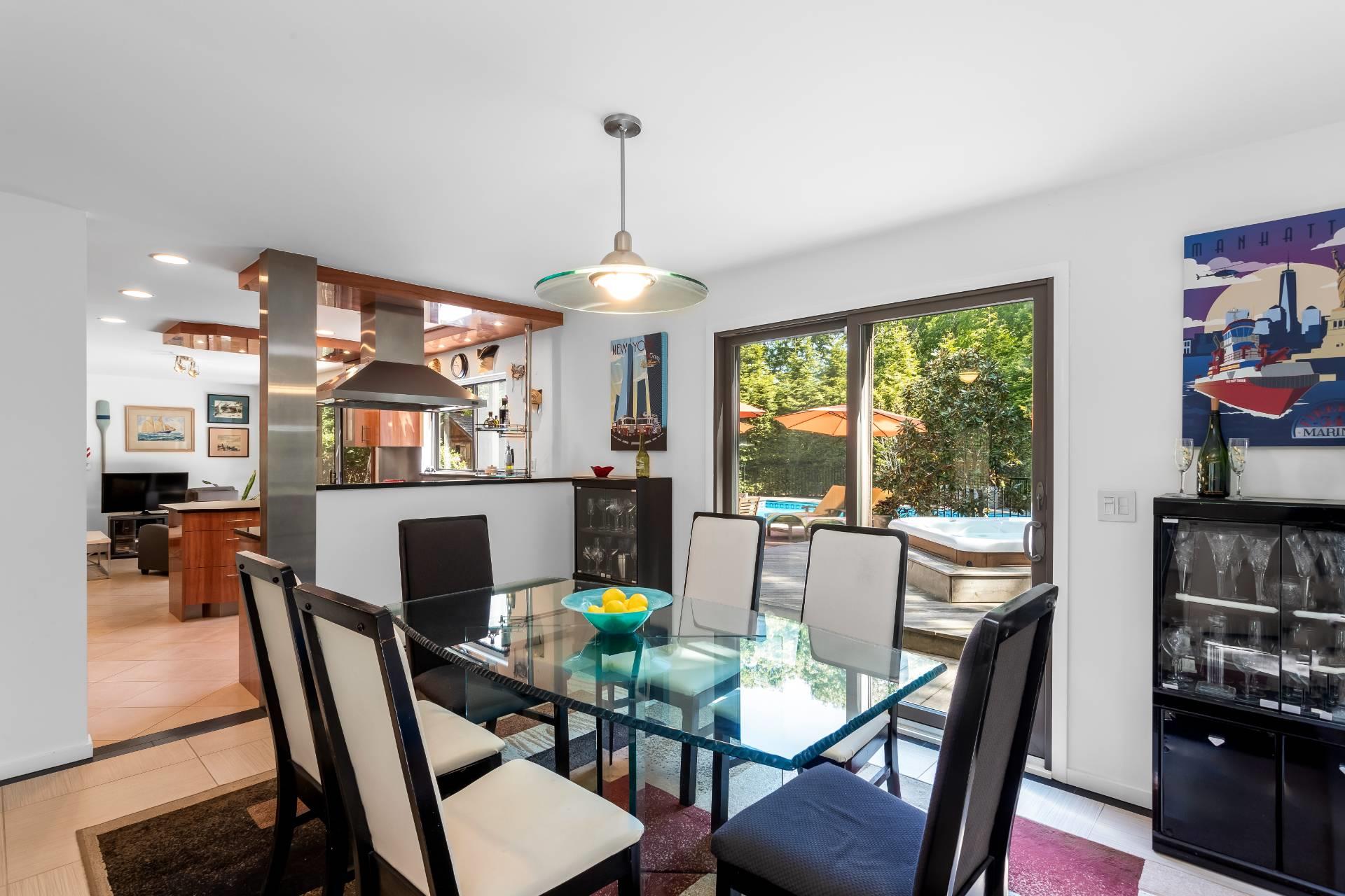 6 Strathmore Ct., Southampton, NY 11960