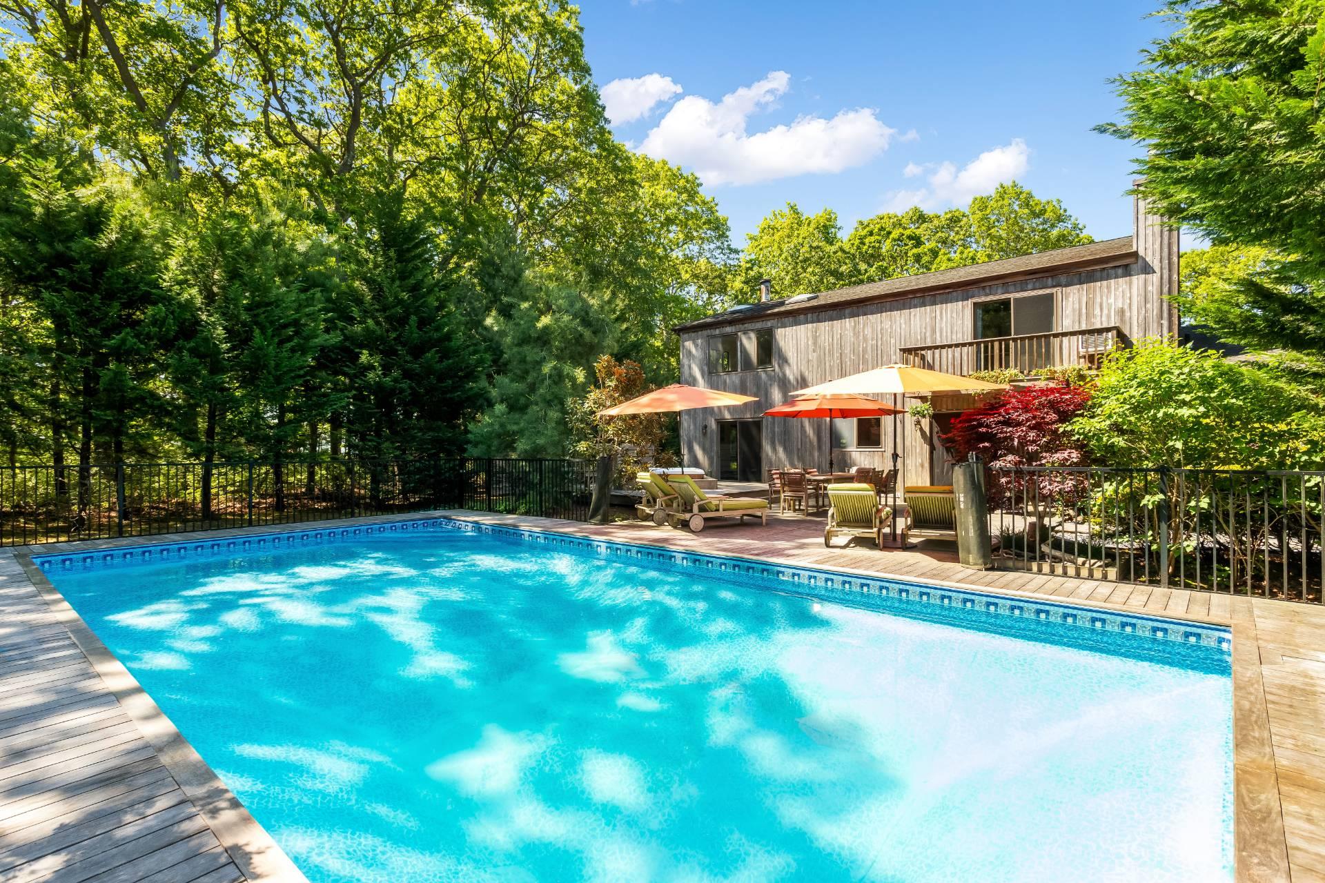 6 Strathmore Ct., Southampton, NY 11960