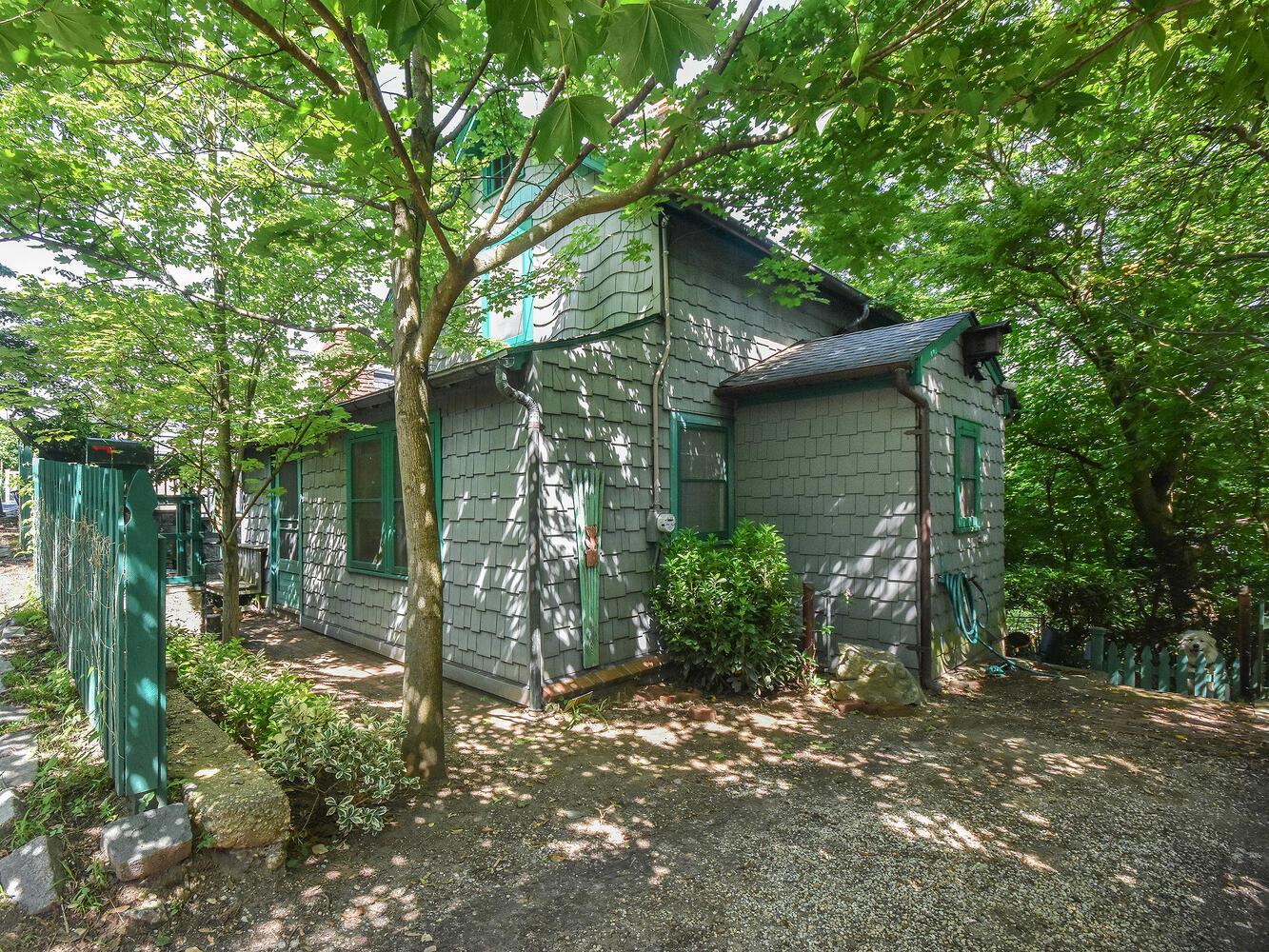 180 Brown Street, Sea Cliff, NY 11579