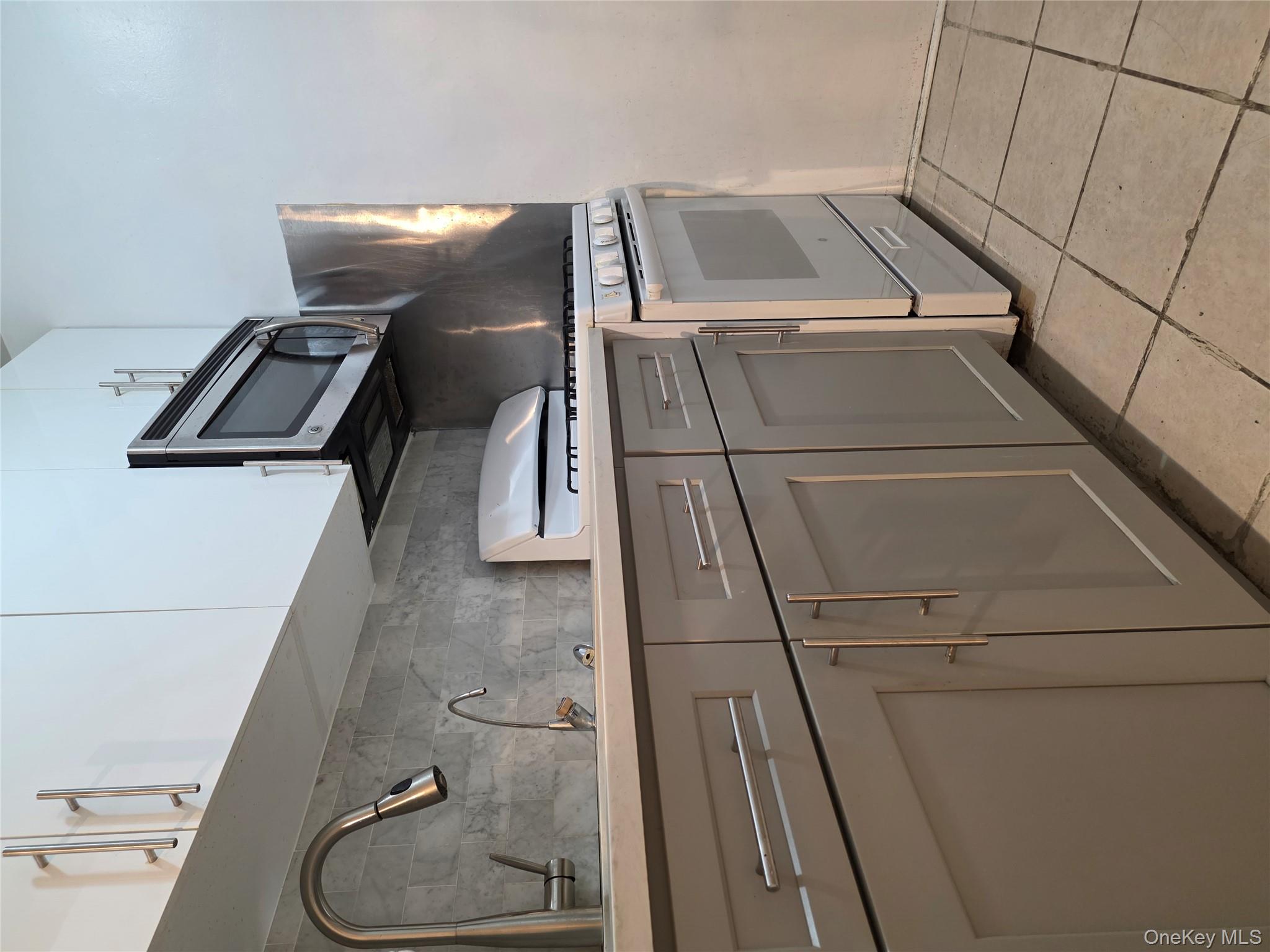 65-70 Booth Street # 2B, Rego Park, NY 11374