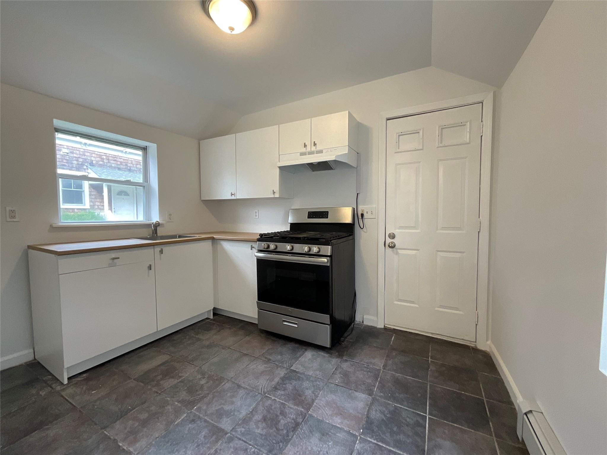 308 East Avenue, Riverhead, NY 11901