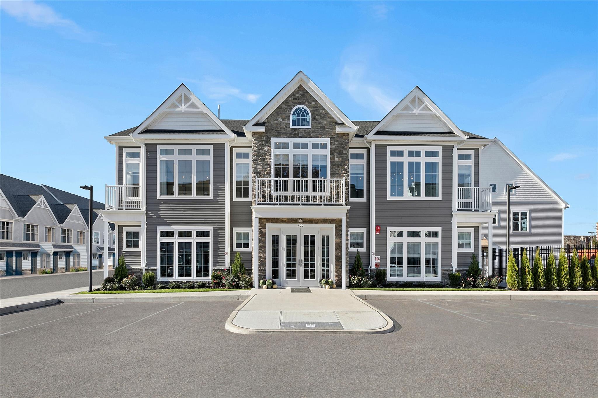 506 Emanuel Way # 73, East Meadow, NY 11554