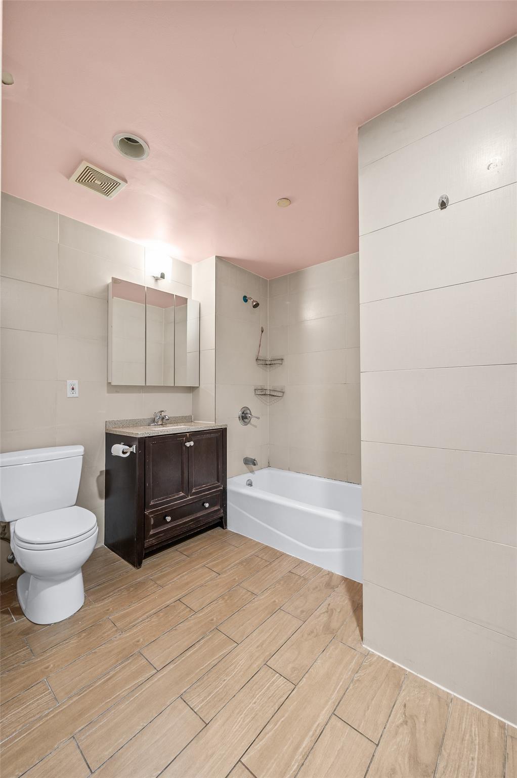 41-38 College Point Boulevard # 4A, Flushing, NY 11355