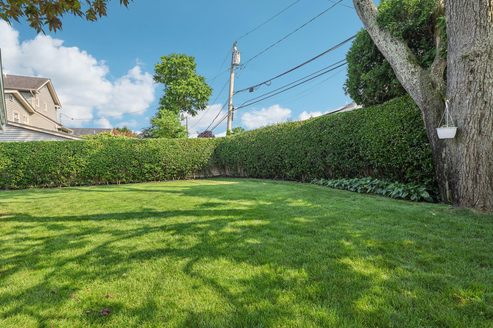 1318 Milanna Lane, Wantagh, NY 11793