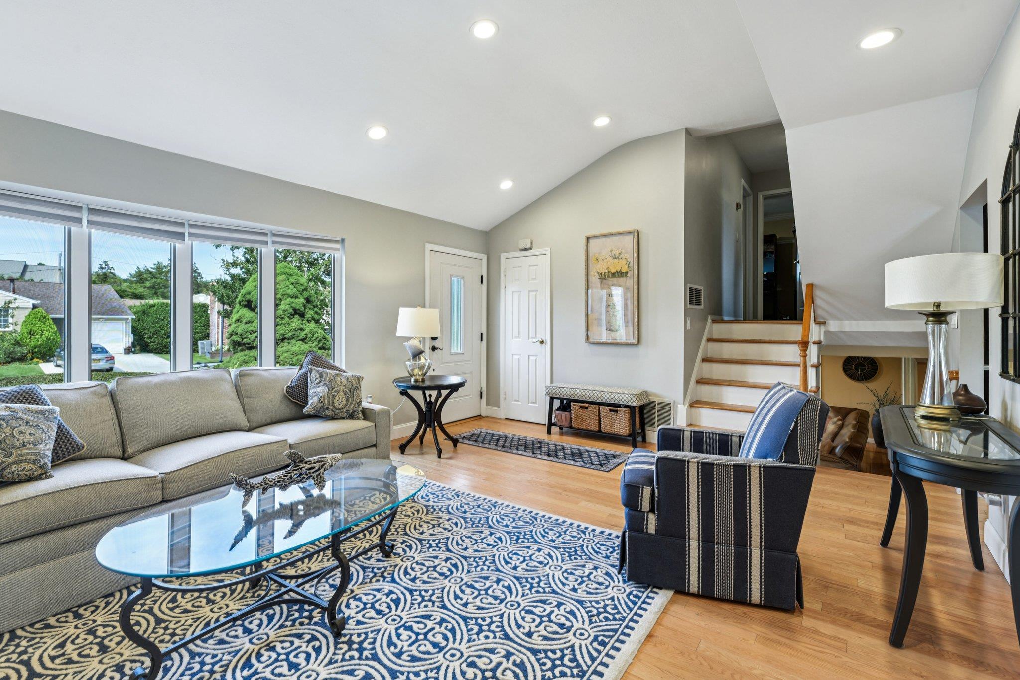 1318 Milanna Lane, Wantagh, NY 11793