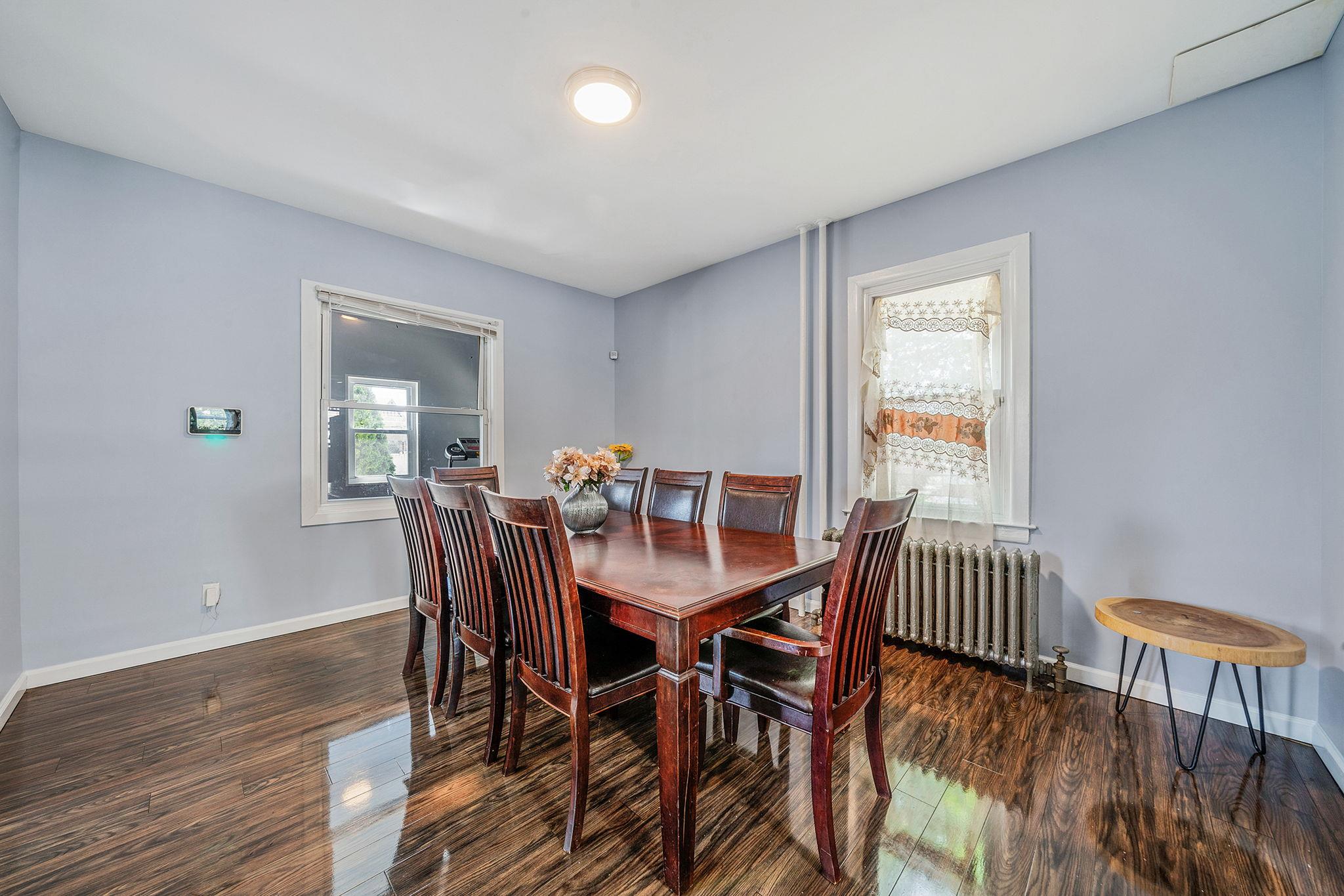 26 Rosedale Avenue, Freeport, NY 11520