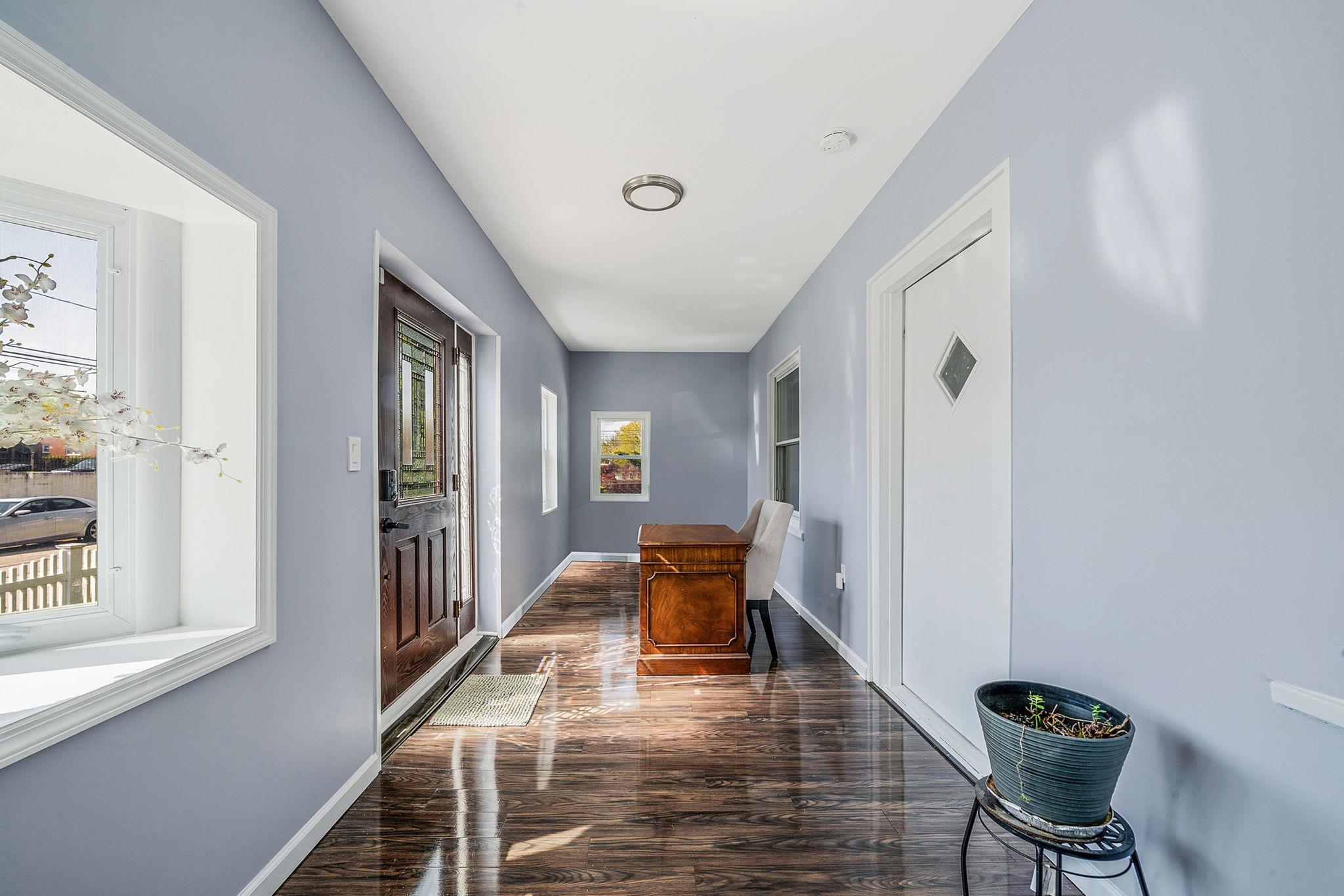 26 Rosedale Avenue, Freeport, NY 11520