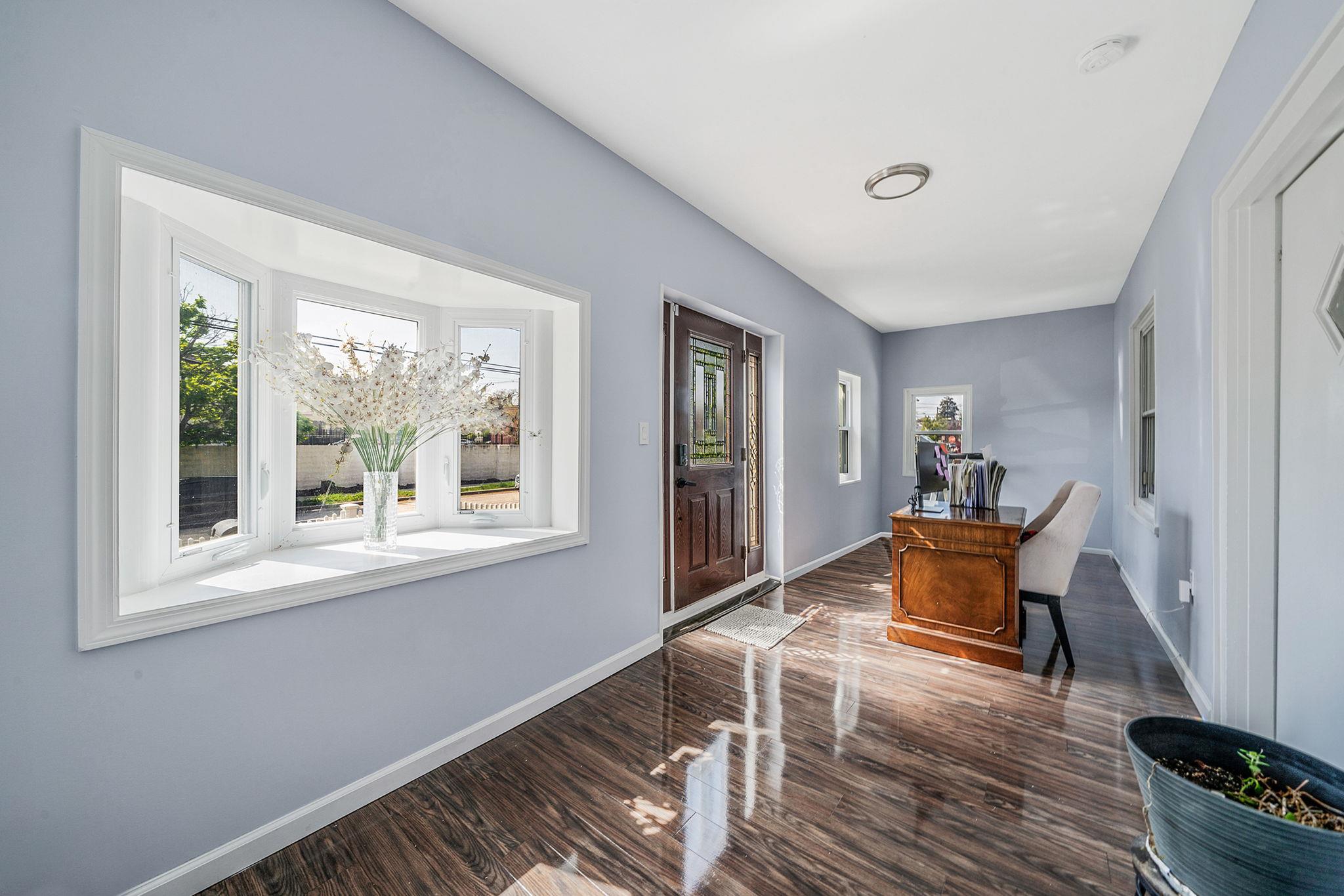 26 Rosedale Avenue, Freeport, NY 11520