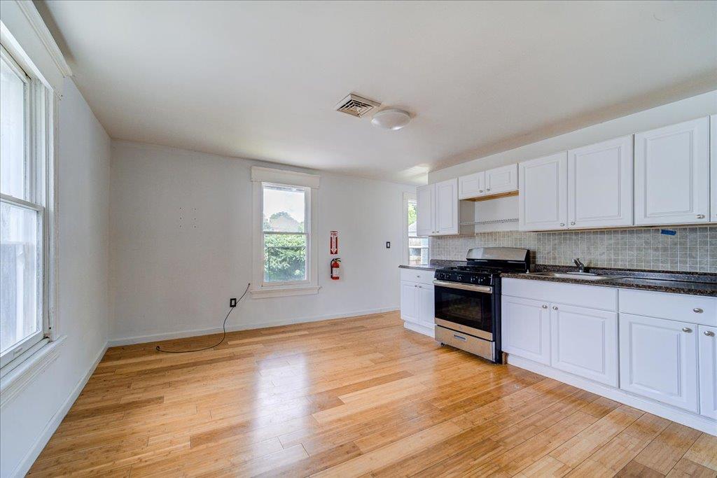 221 E Main Street, Middletown, NY 10940