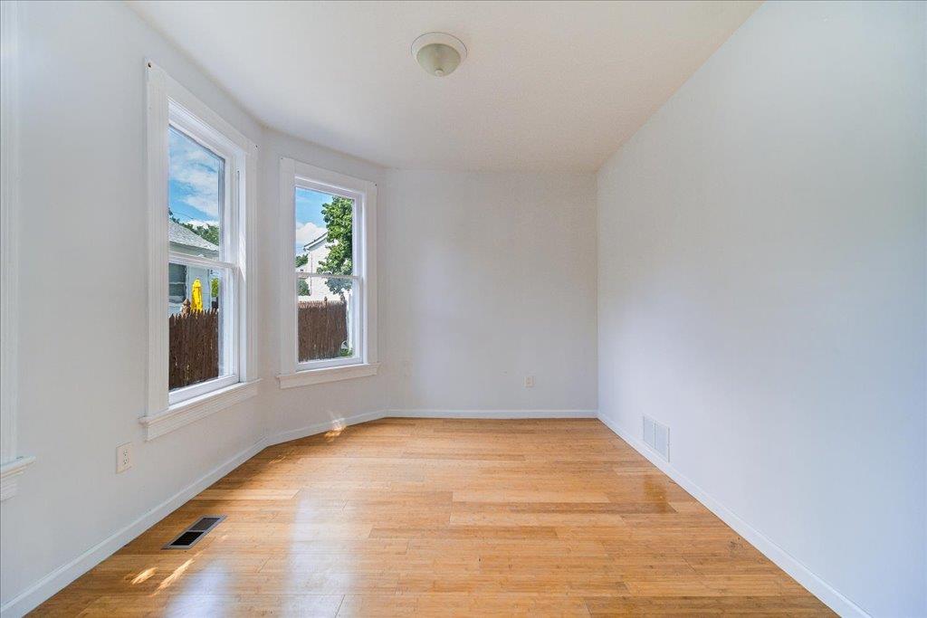 221 E Main Street, Middletown, NY 10940