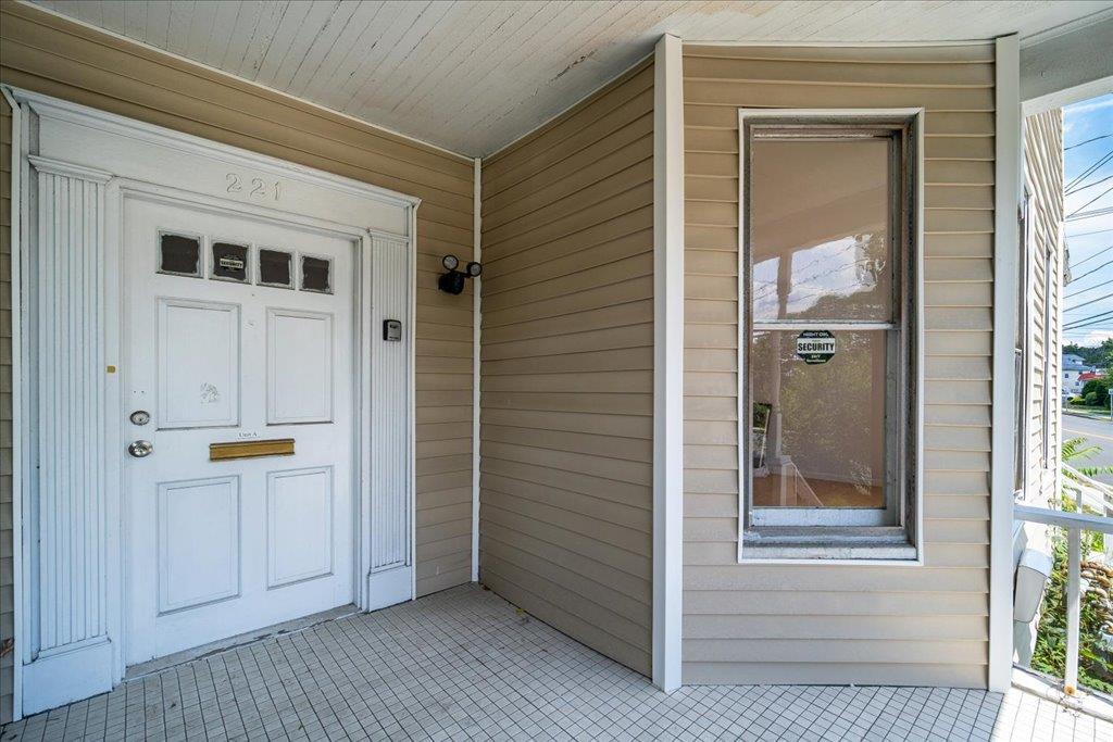 221 E Main Street, Middletown, NY 10940