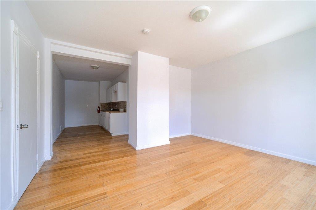 221 E Main Street, Middletown, NY 10940