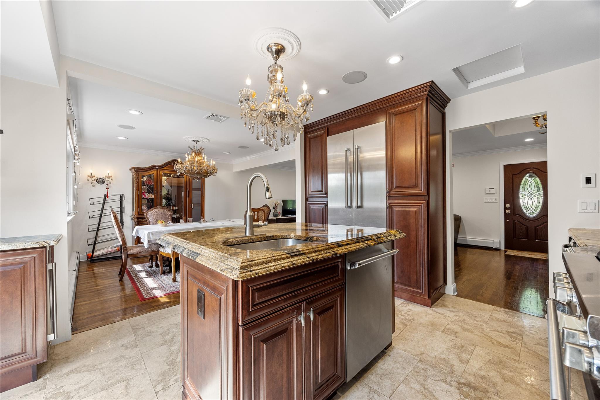 23 Sparks Street, Melville, NY 11747