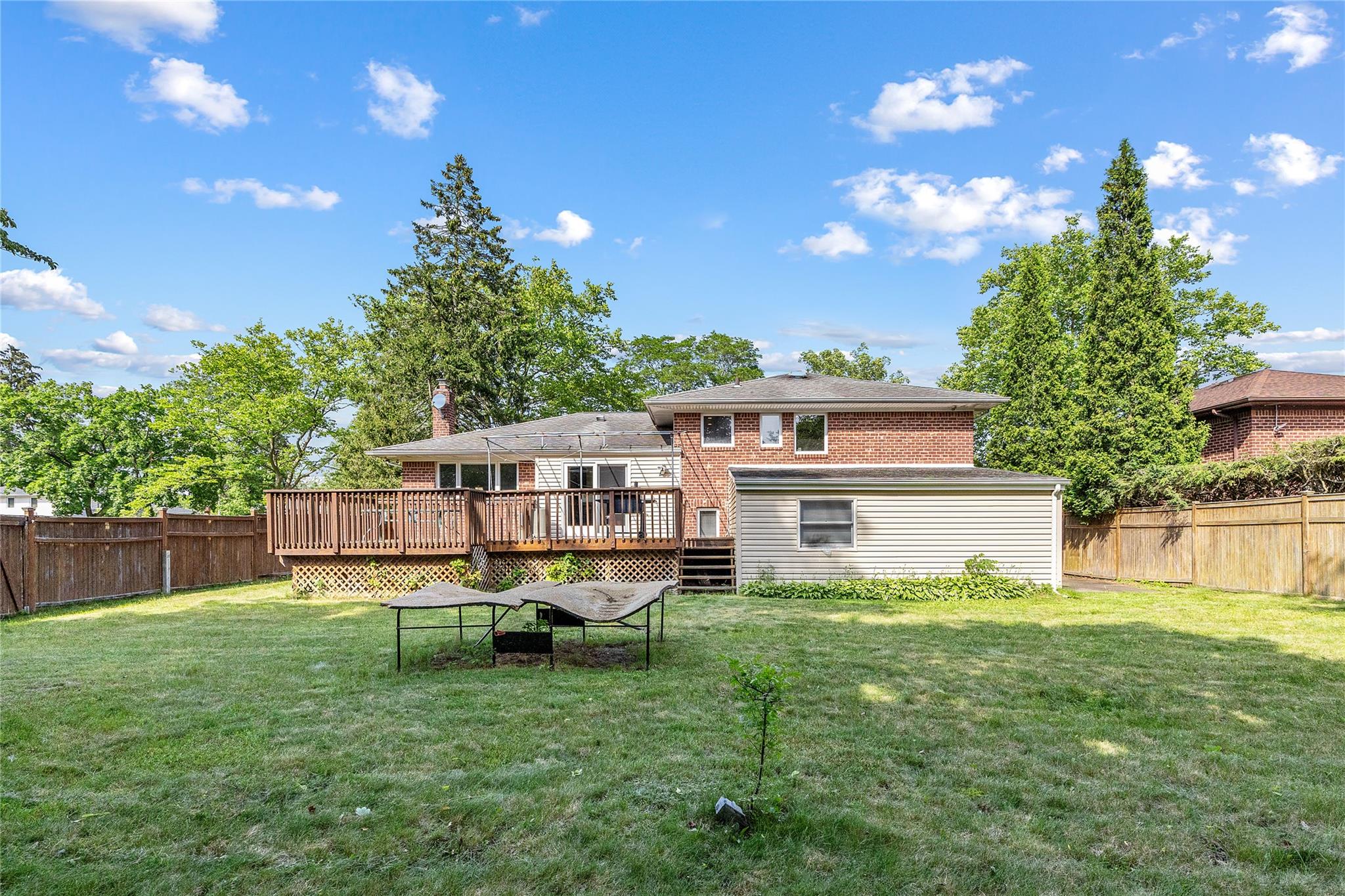 23 Sparks Street, Melville, NY 11747