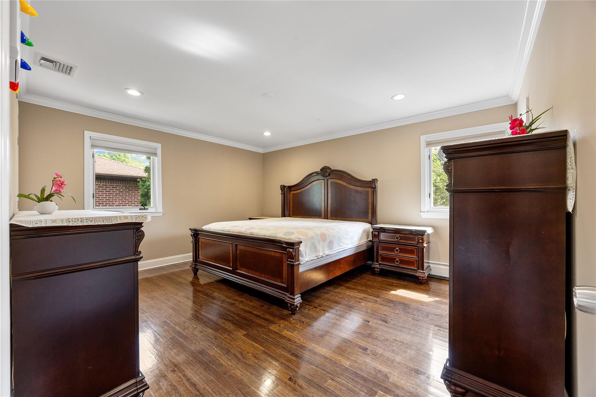 23 Sparks Street, Melville, NY 11747