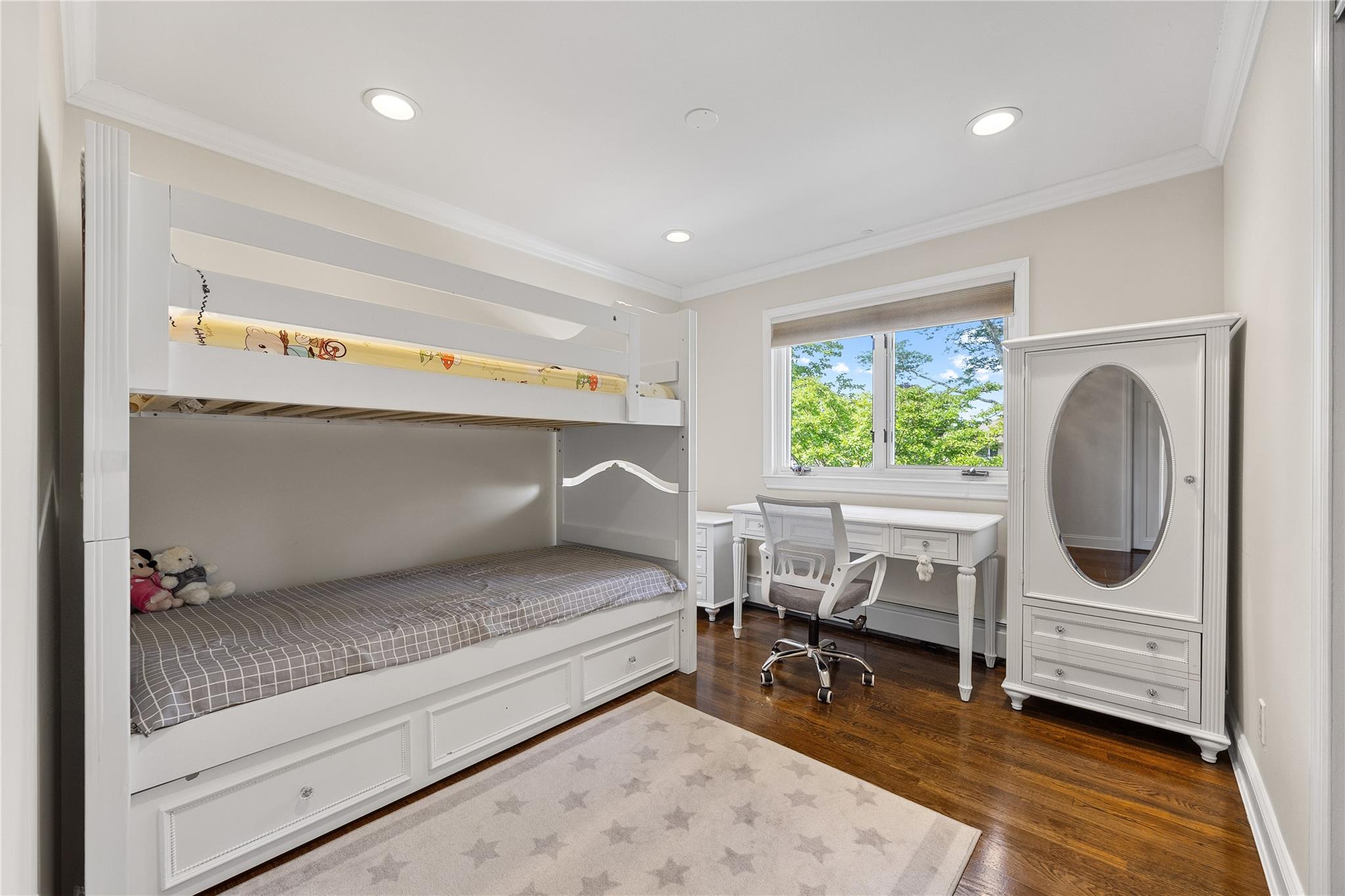 23 Sparks Street, Melville, NY 11747