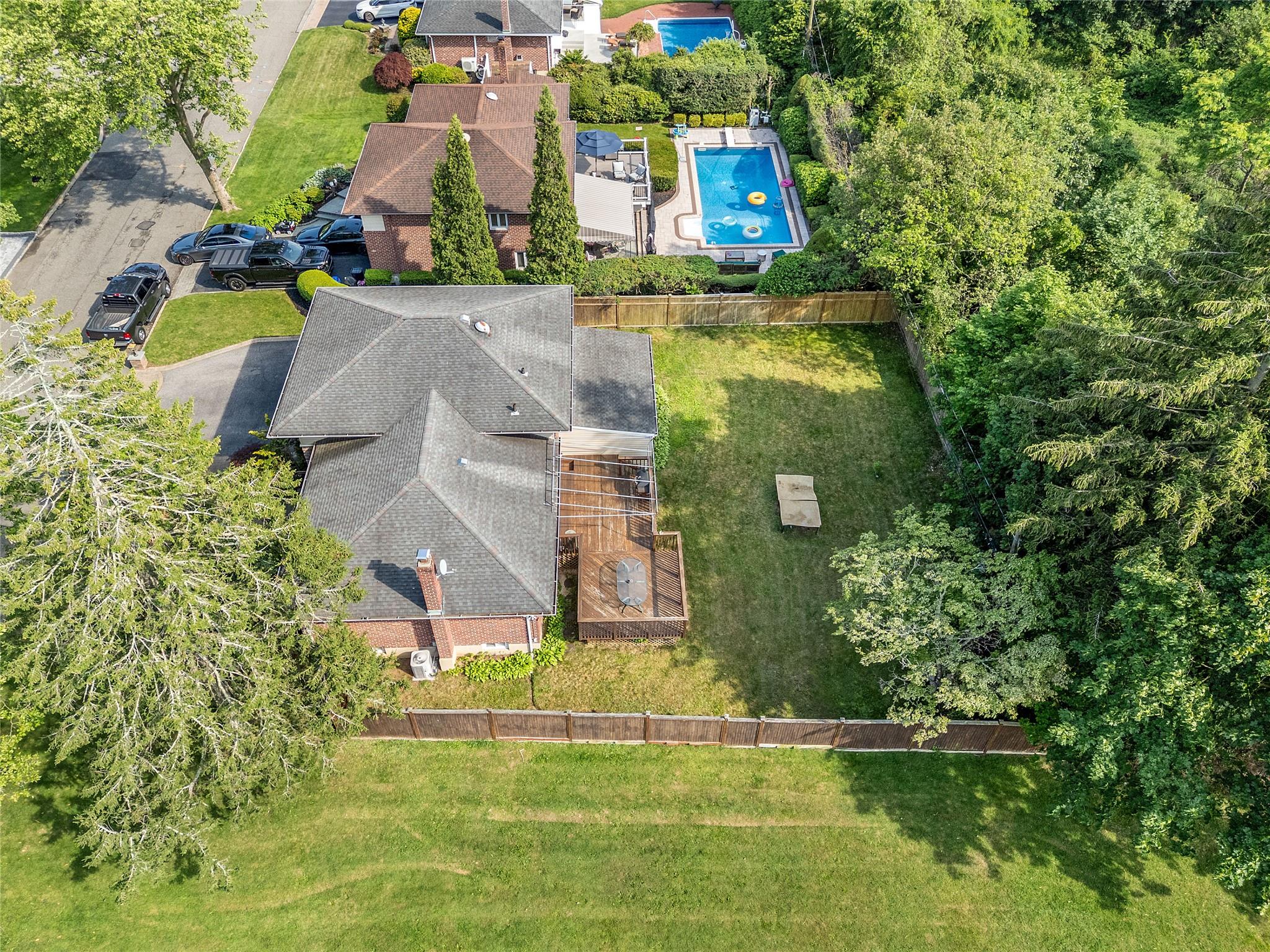 23 Sparks Street, Melville, NY 11747