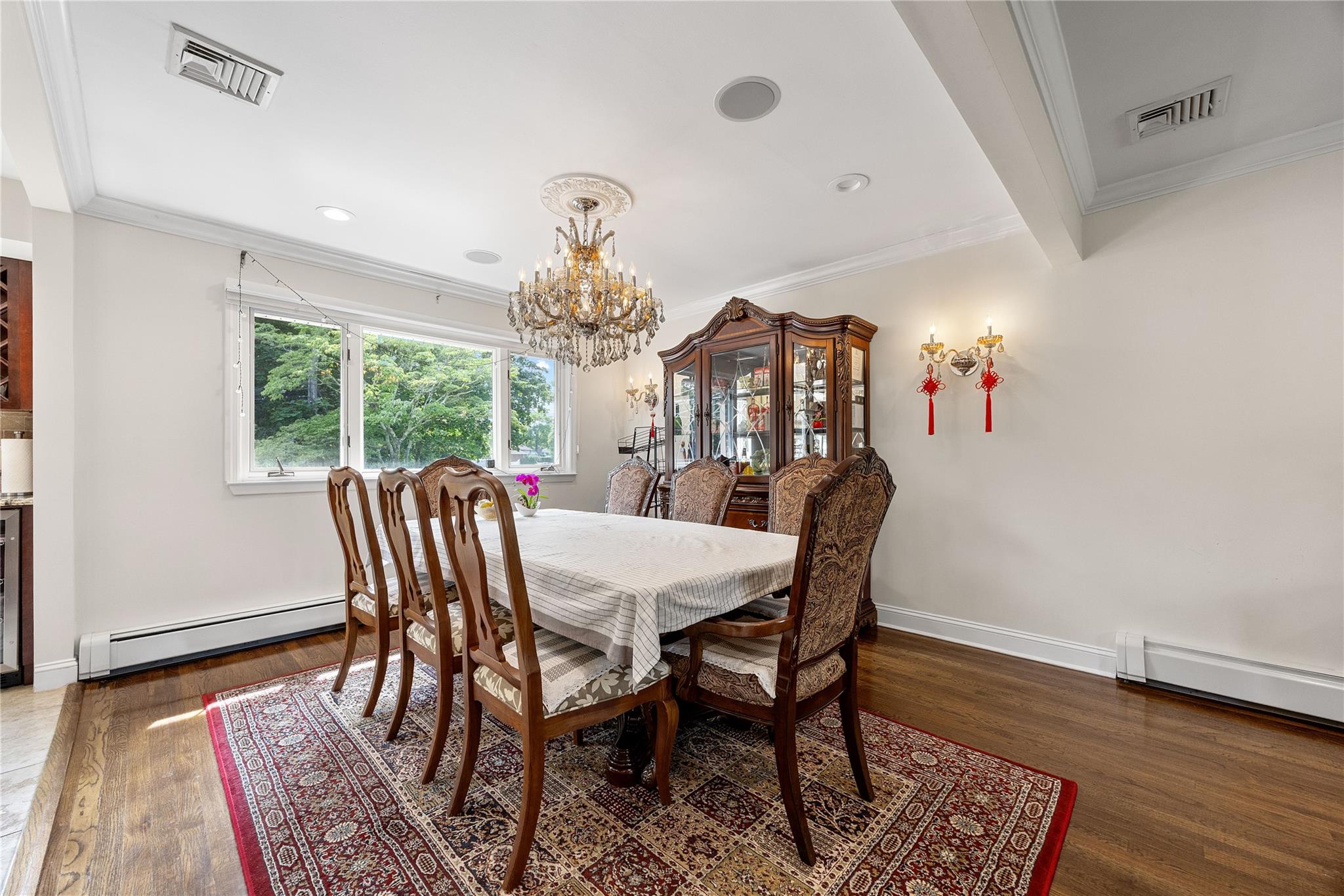 23 Sparks Street, Melville, NY 11747