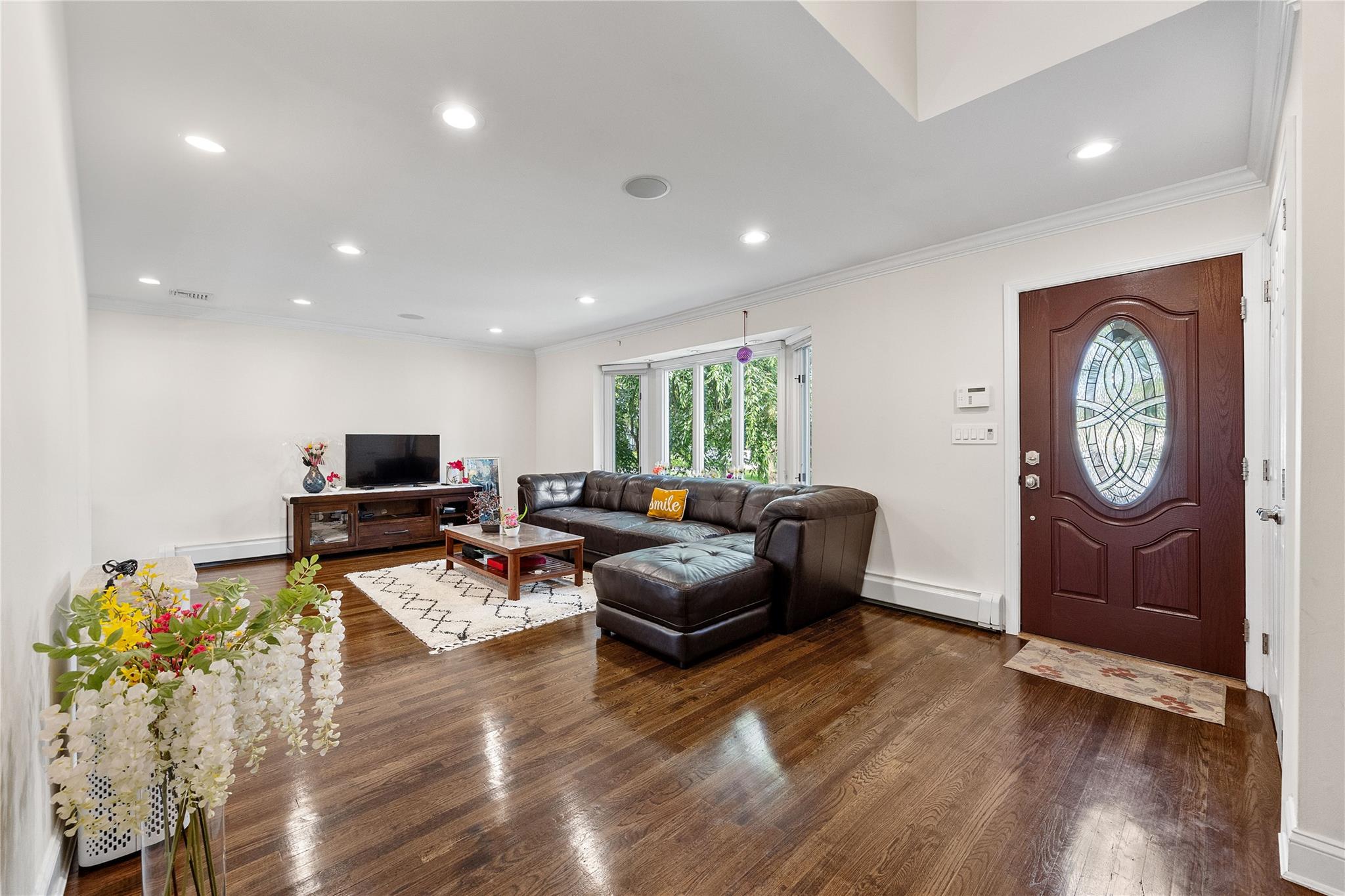 23 Sparks Street, Melville, NY 11747