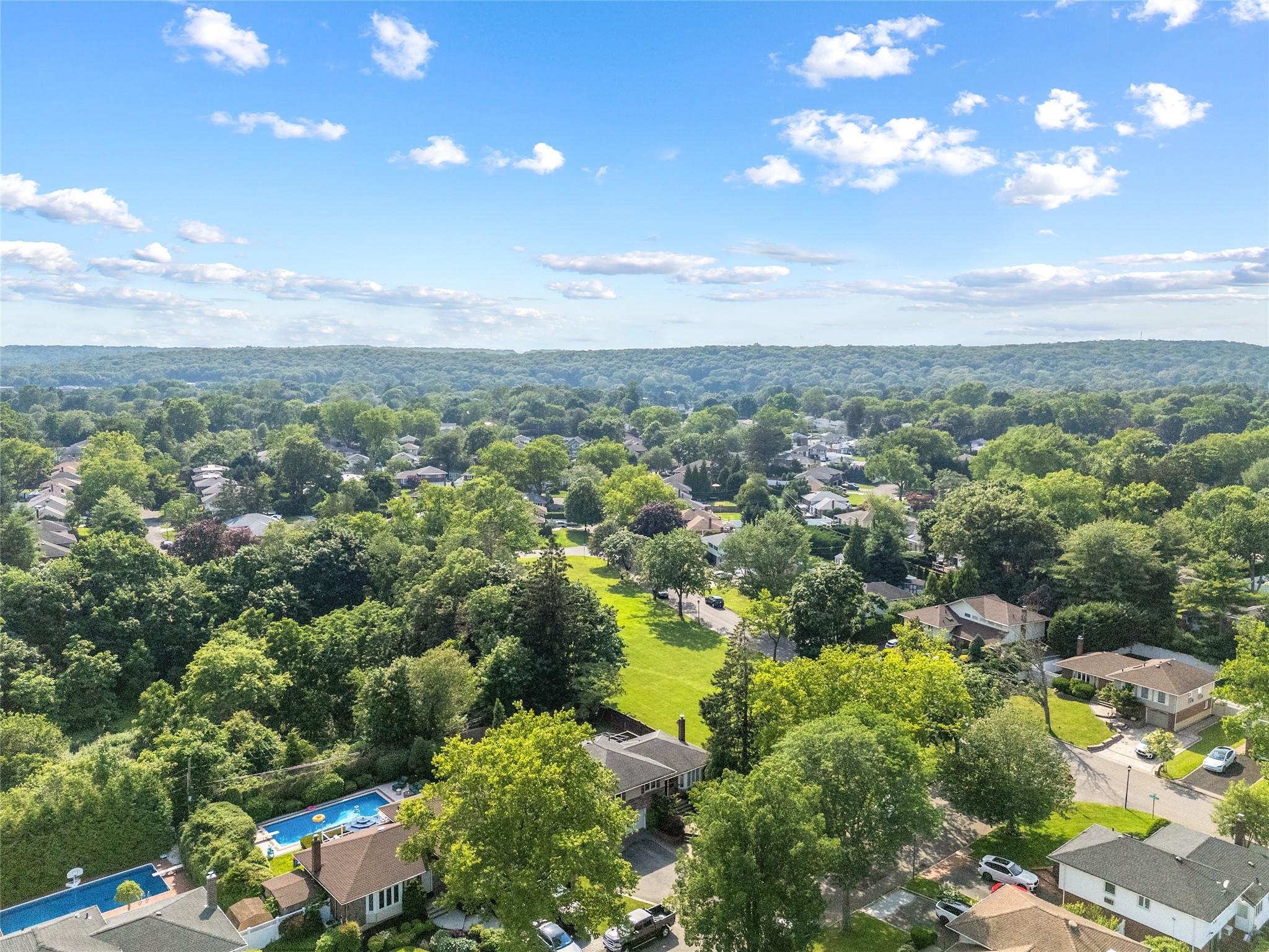 23 Sparks Street, Melville, NY 11747