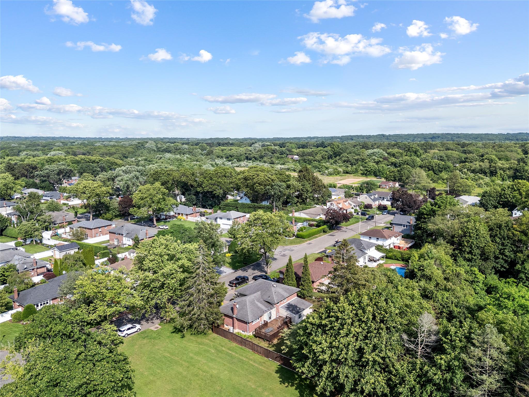 23 Sparks Street, Melville, NY 11747