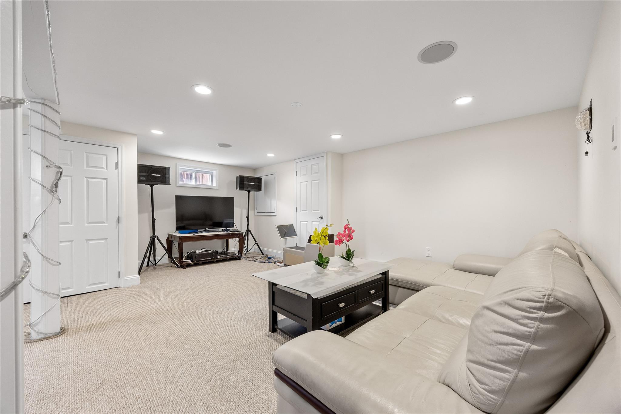 23 Sparks Street, Melville, NY 11747