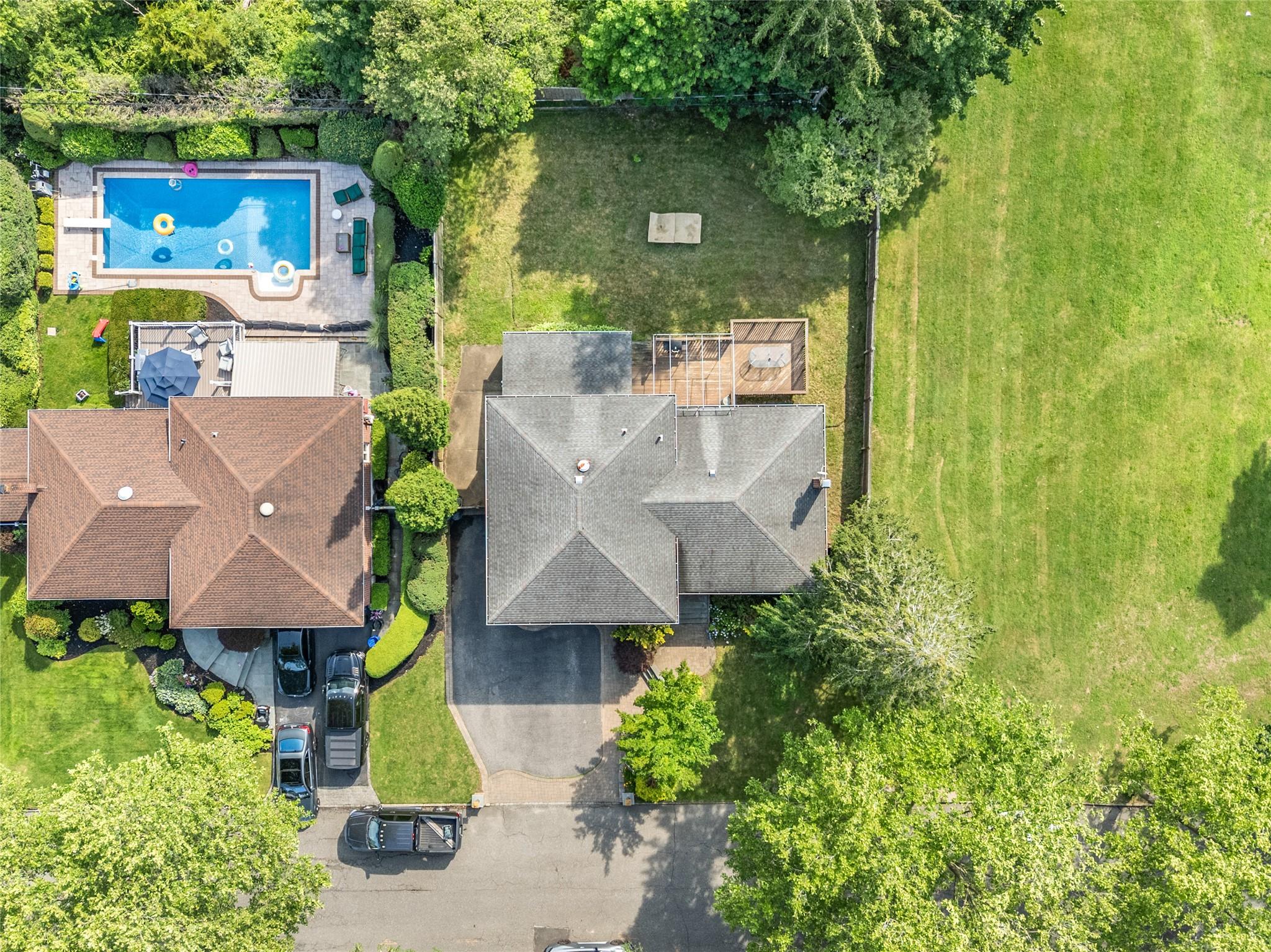 23 Sparks Street, Melville, NY 11747