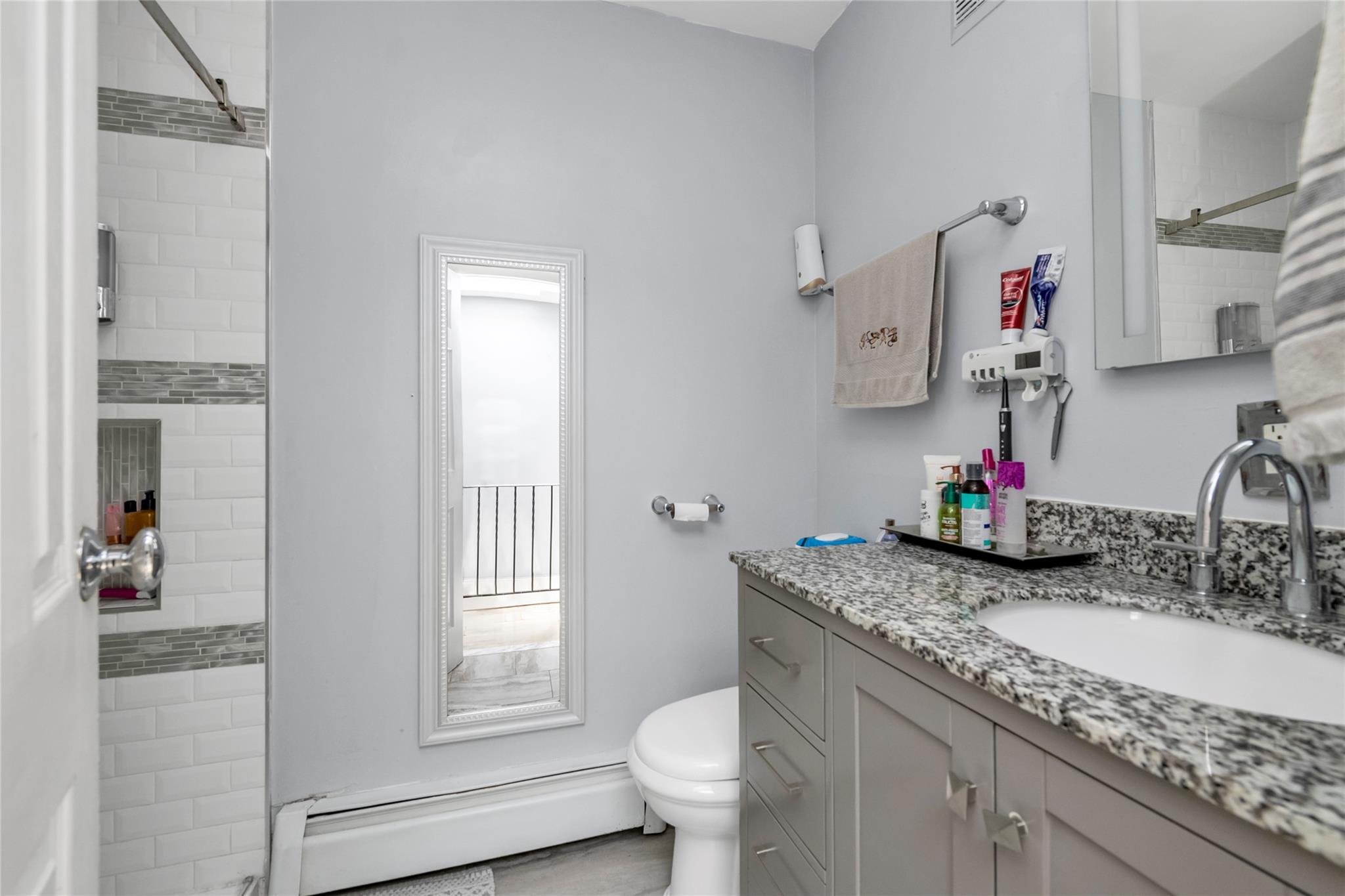 1869 Lafayette Avenue # 8B, Bronx, NY 10473