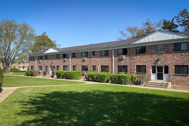 401 East Main Street # 401-7B, Bay Shore, NY 11706