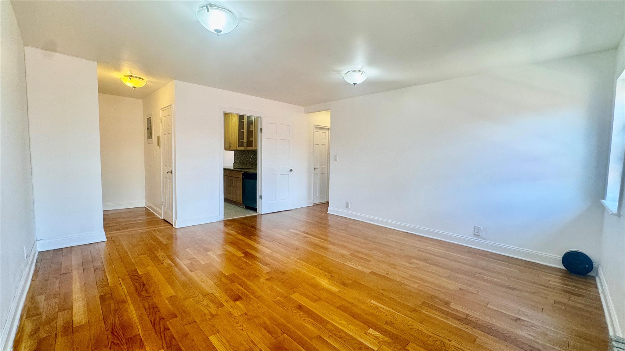 14133 78th Ave # 3B, Kew Garden Hills, NY 11367