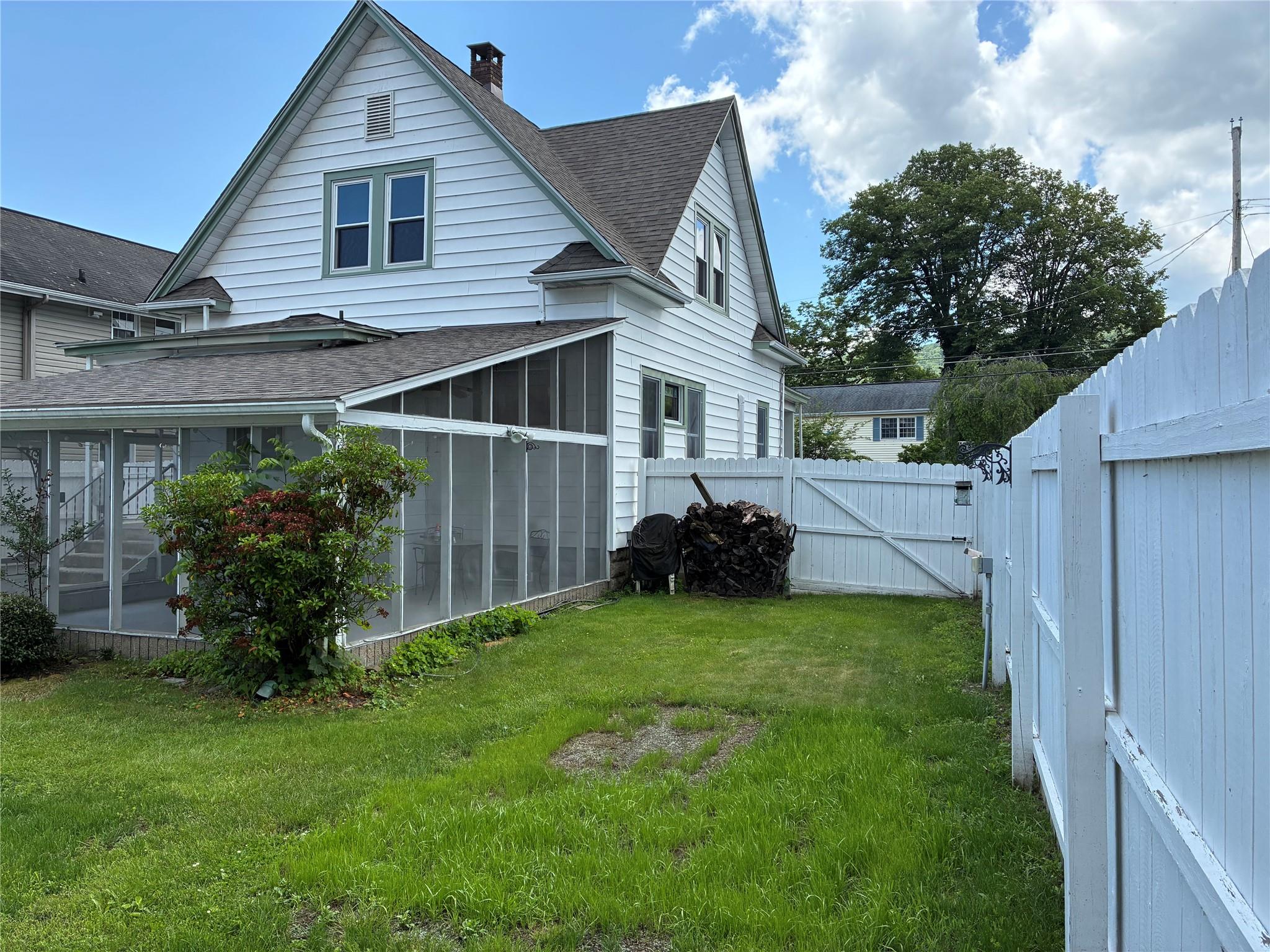 265 W Main Street, Port Jervis, NY 12771