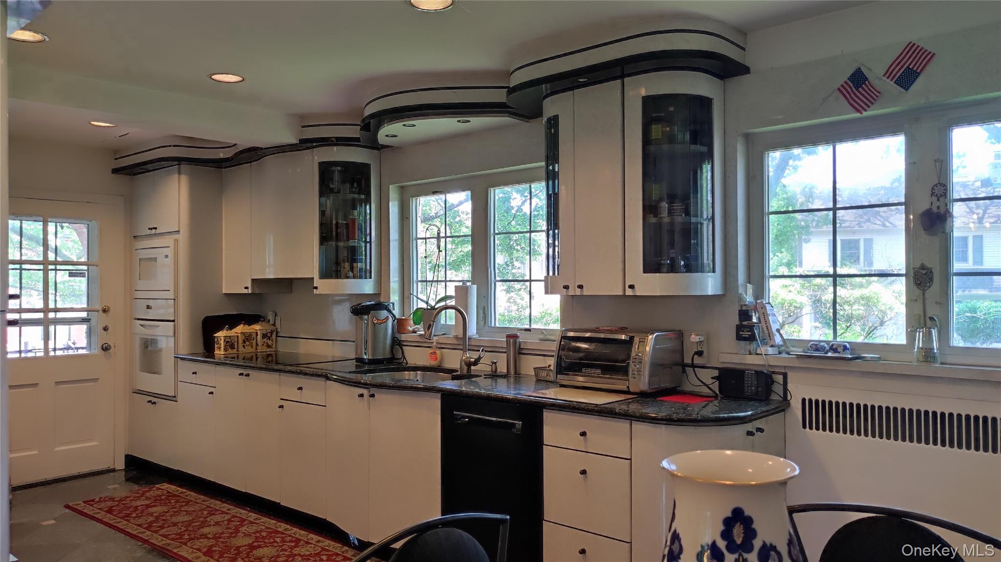 8177 Utopia Pkwy, Jamaica Estates, NY 11432