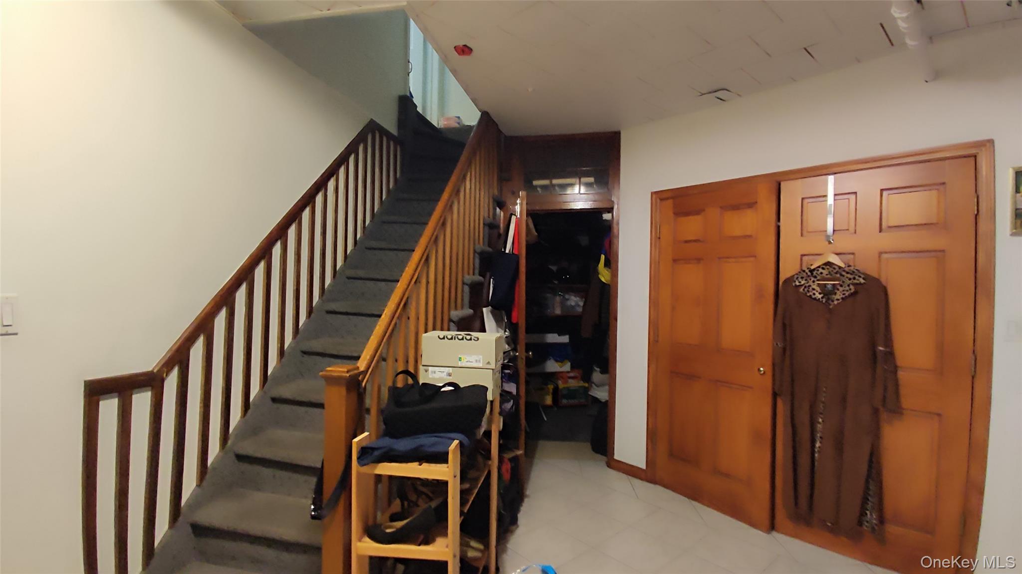 8177 Utopia Pkwy, Jamaica Estates, NY 11432