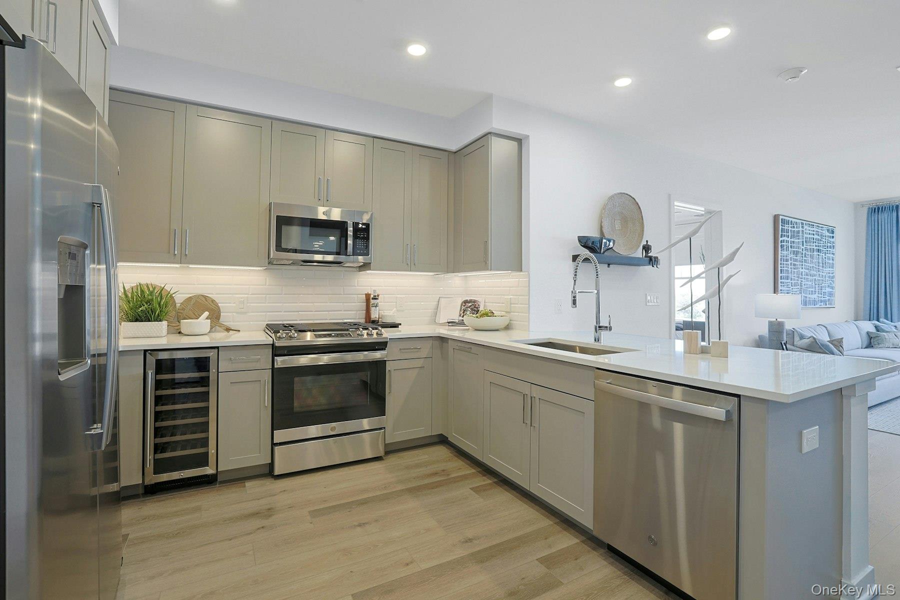 4107 Lucy Court # 4107, Pearl River, NY 10965